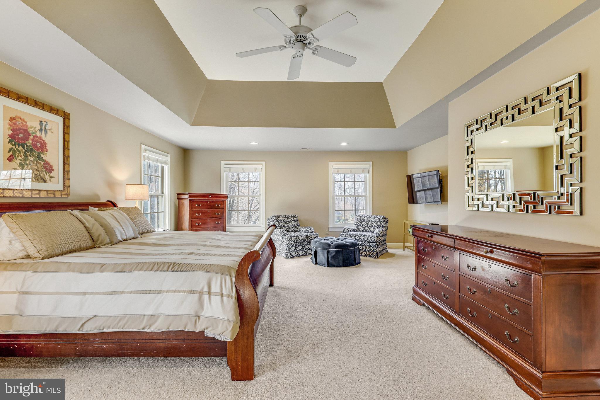 CARIS GLENNE - Residential