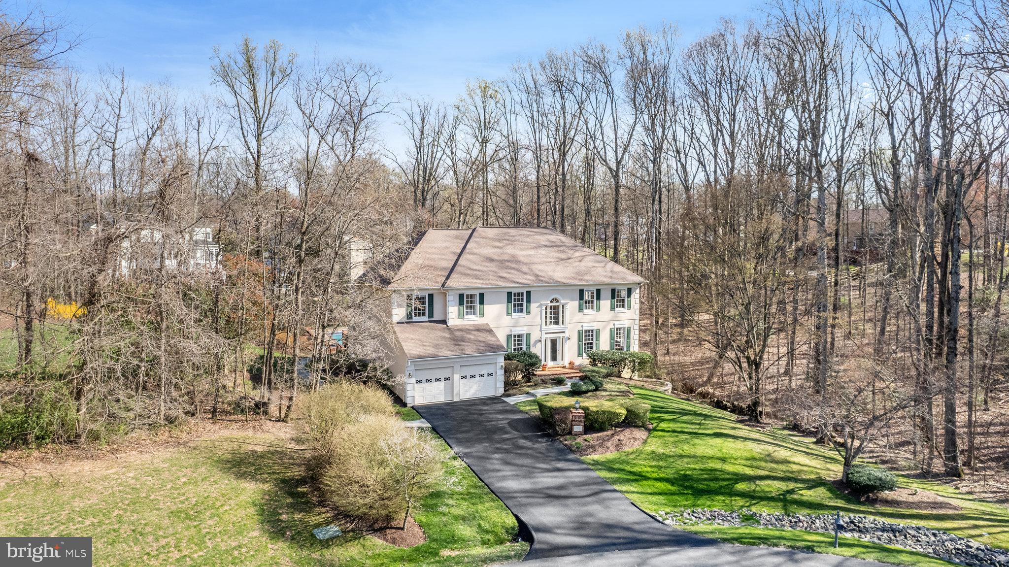 CARIS GLENNE - Residential