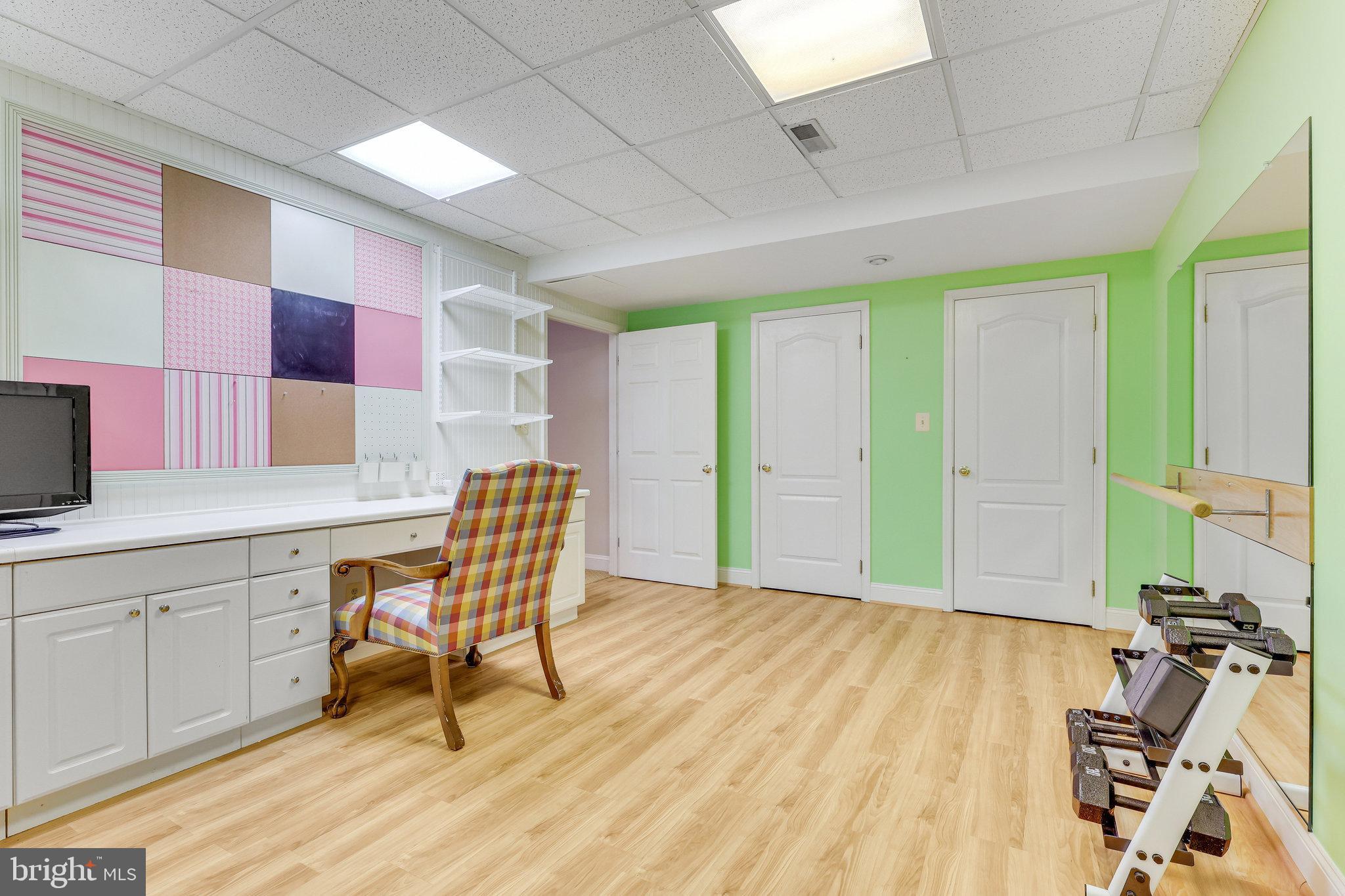 CARIS GLENNE - Residential