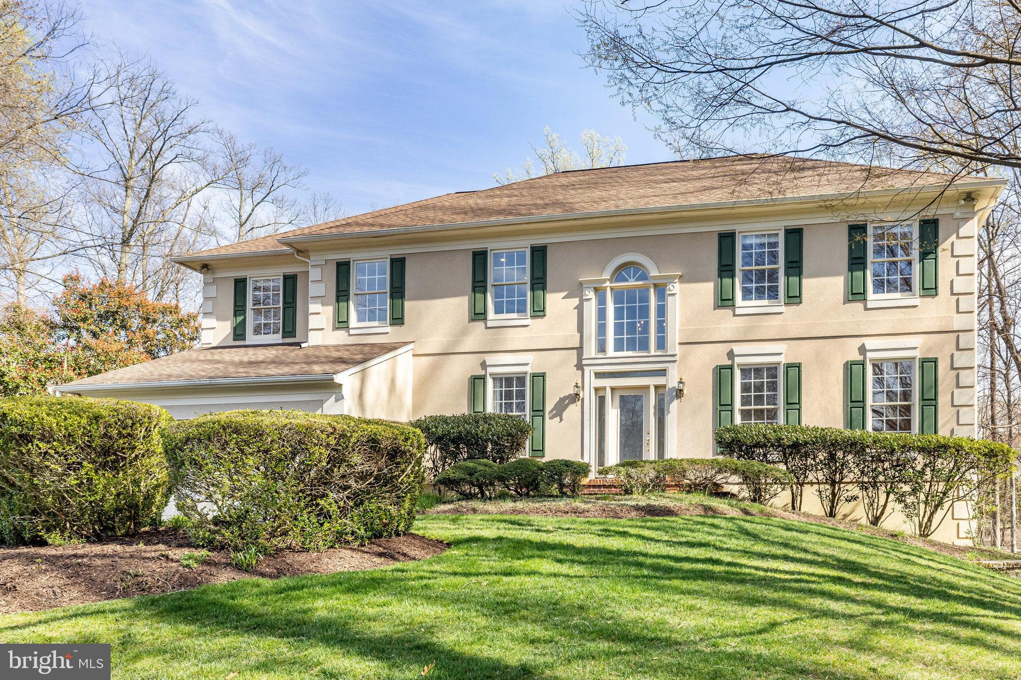 CARIS GLENNE - Residential