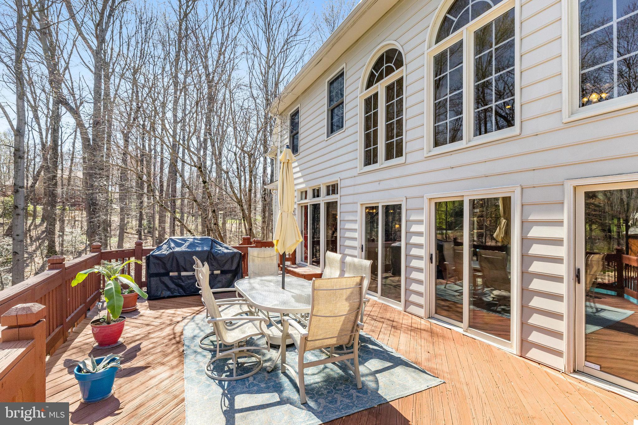 CARIS GLENNE - Residential