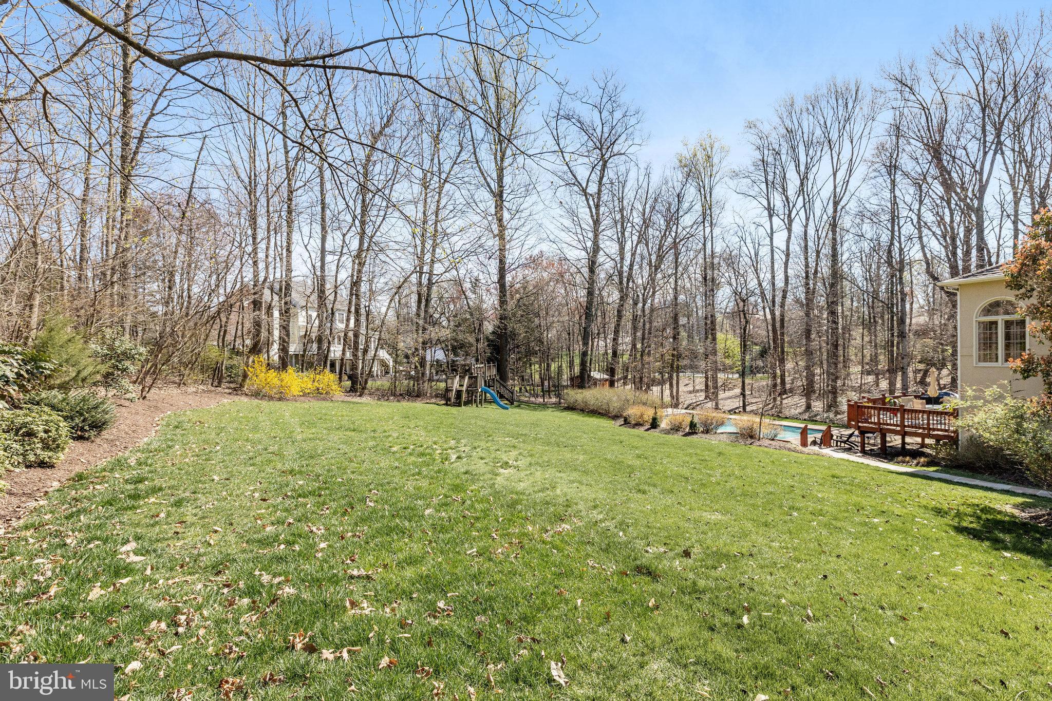 CARIS GLENNE - Residential