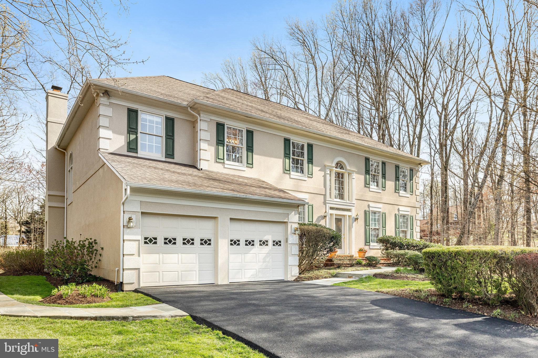 CARIS GLENNE - Residential