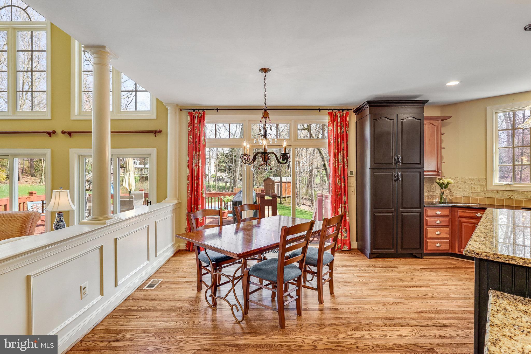 CARIS GLENNE - Residential