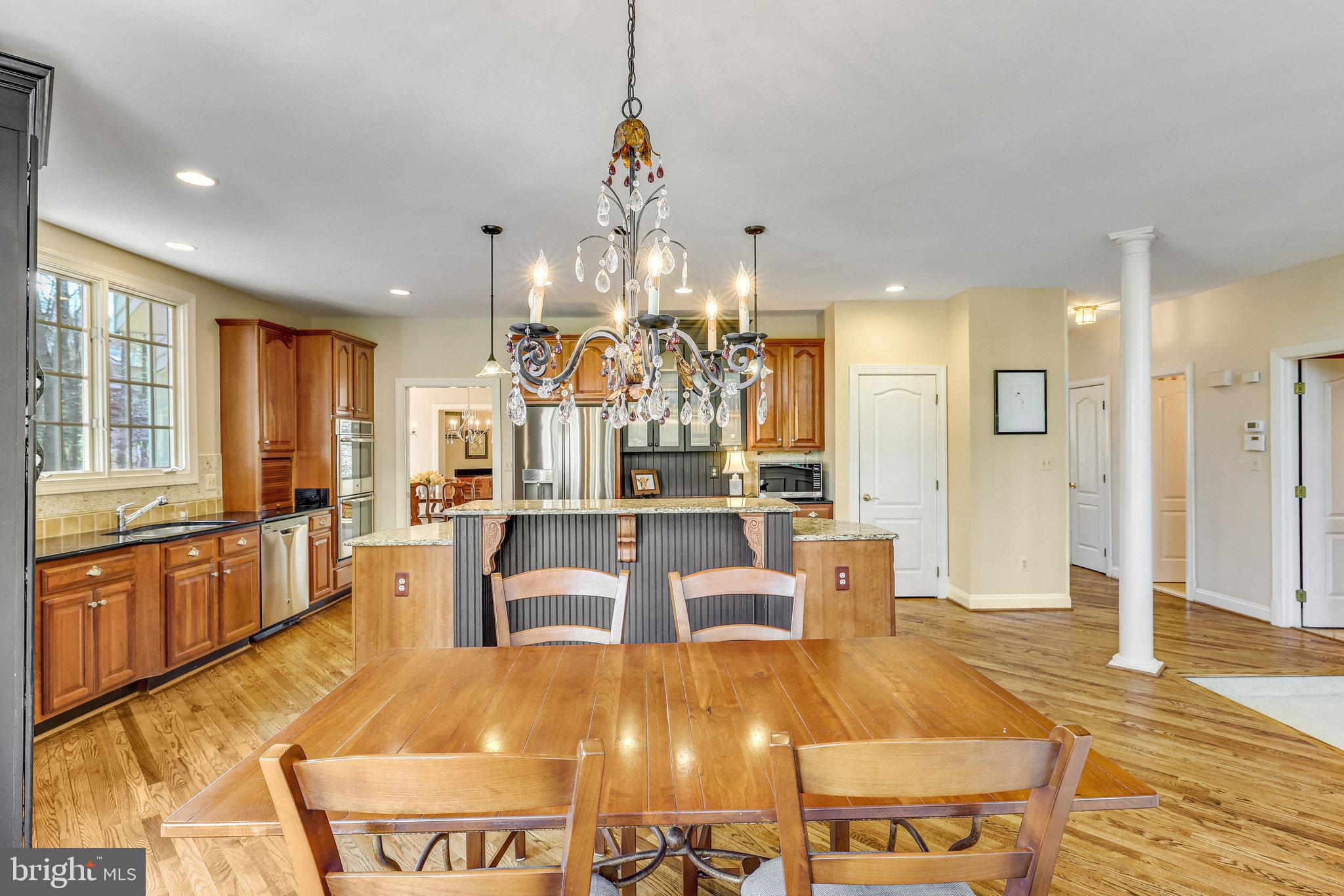 CARIS GLENNE - Residential