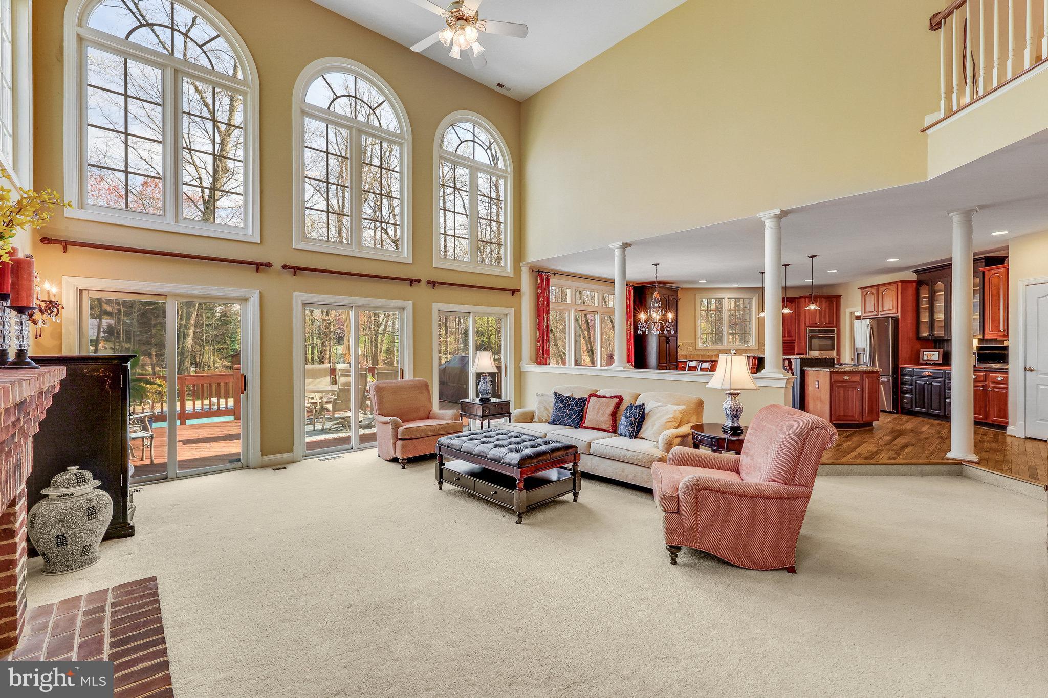 CARIS GLENNE - Residential