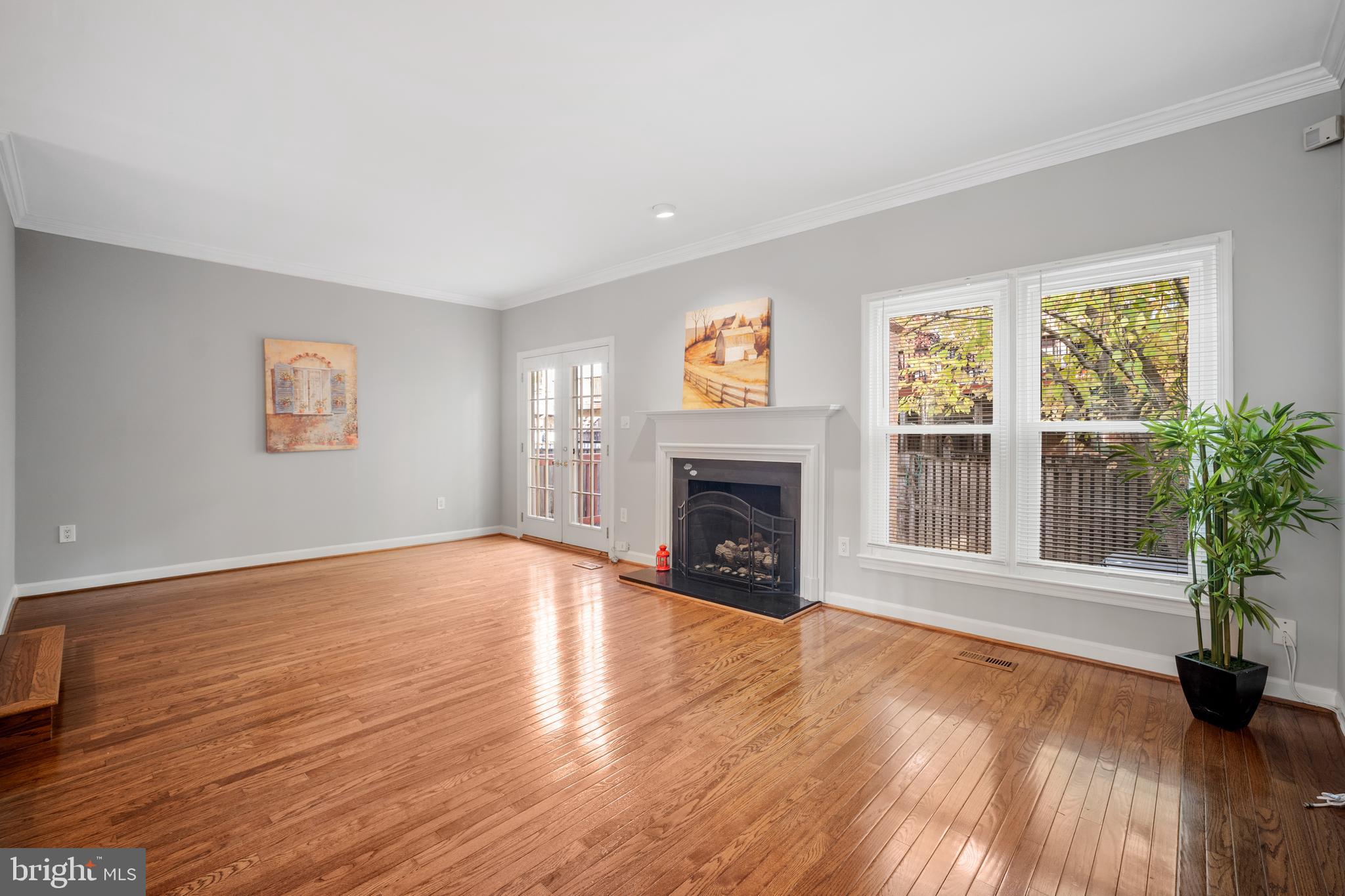 INVERNESS WOODS - Residential