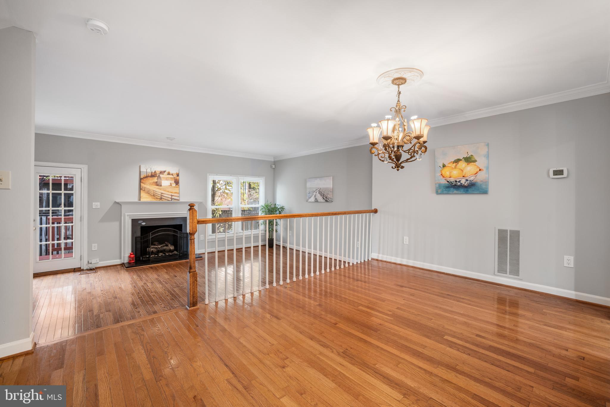 INVERNESS WOODS - Residential