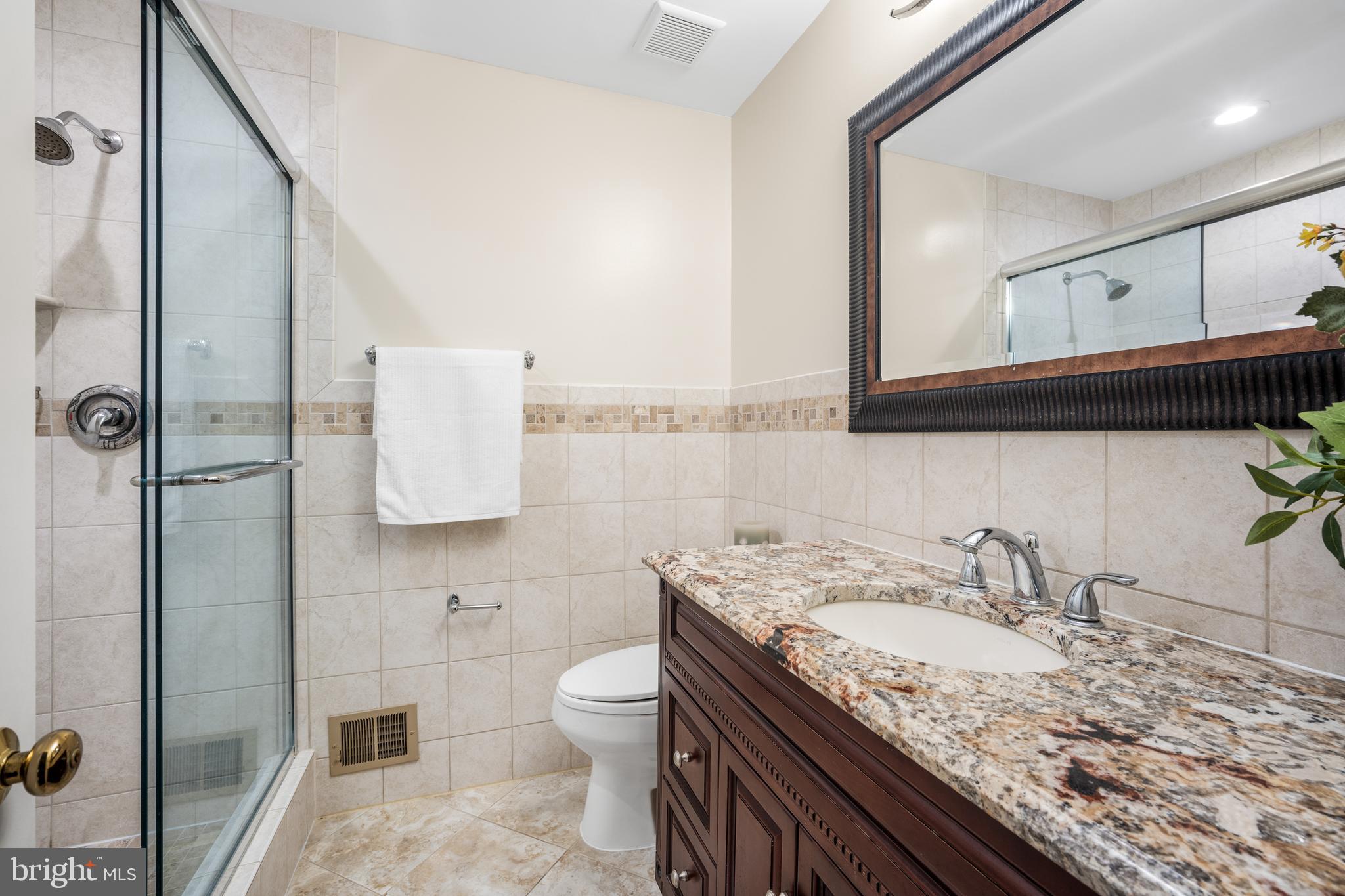 INVERNESS WOODS - Residential