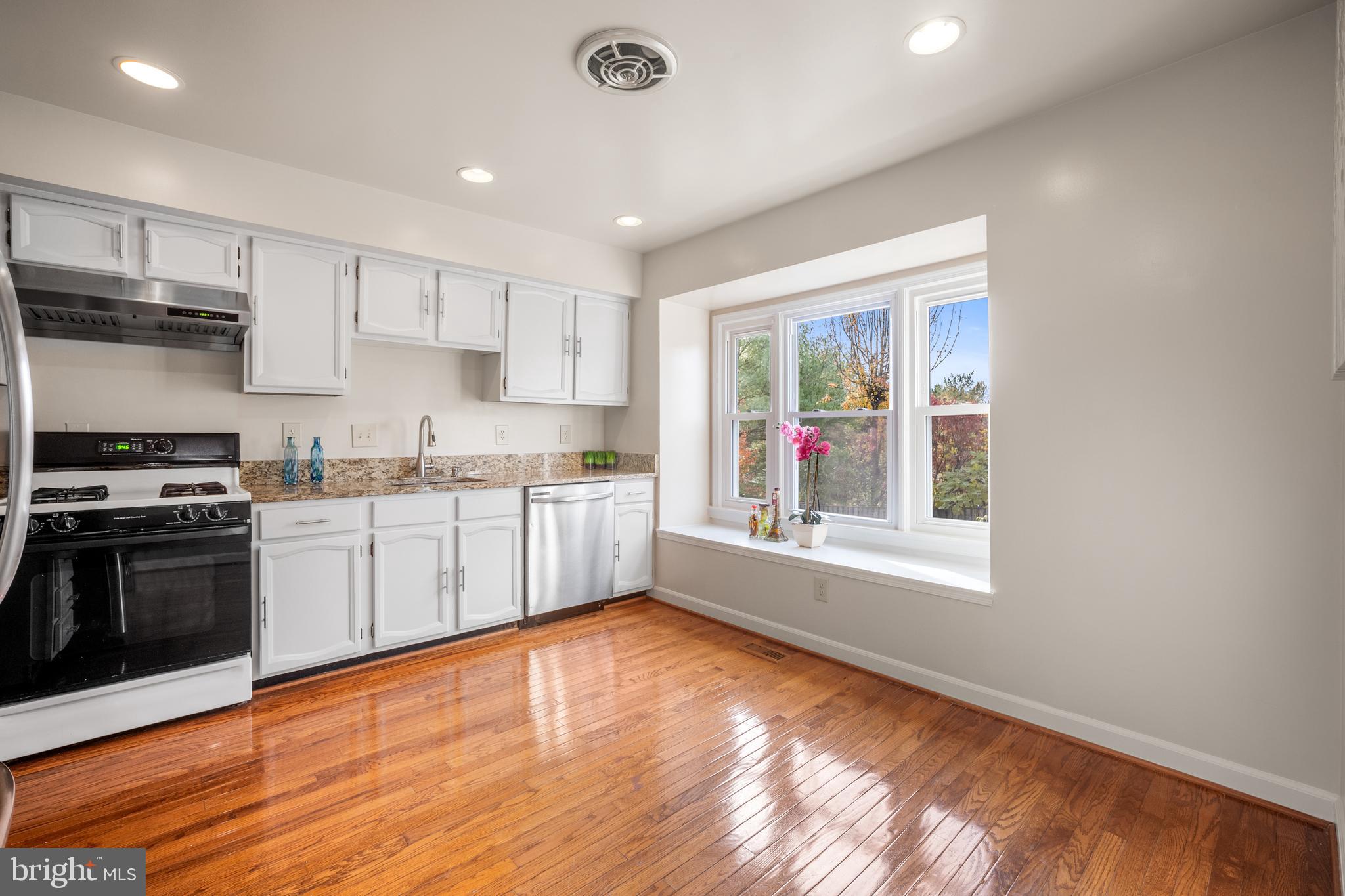 INVERNESS WOODS - Residential