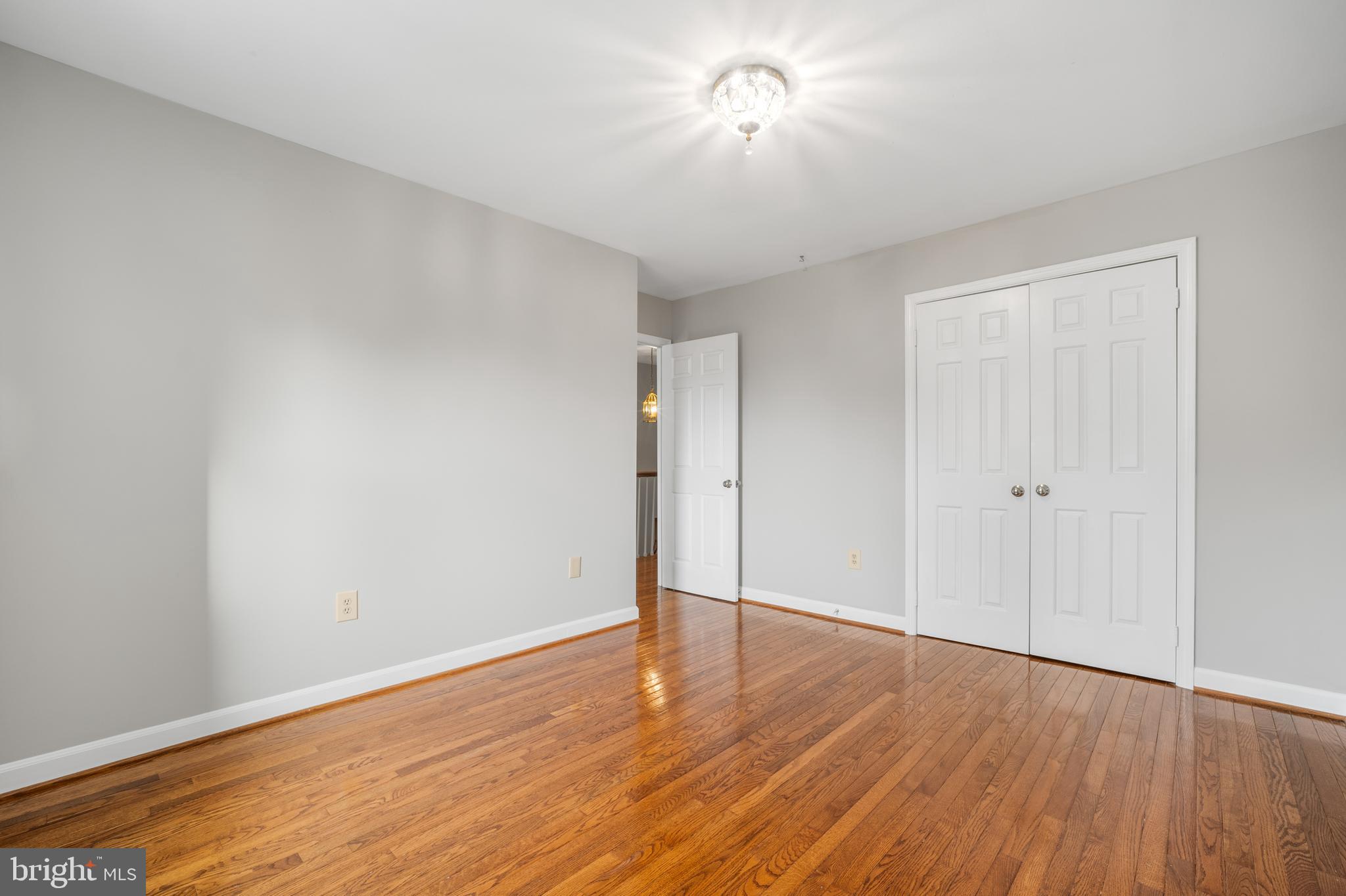 INVERNESS WOODS - Residential