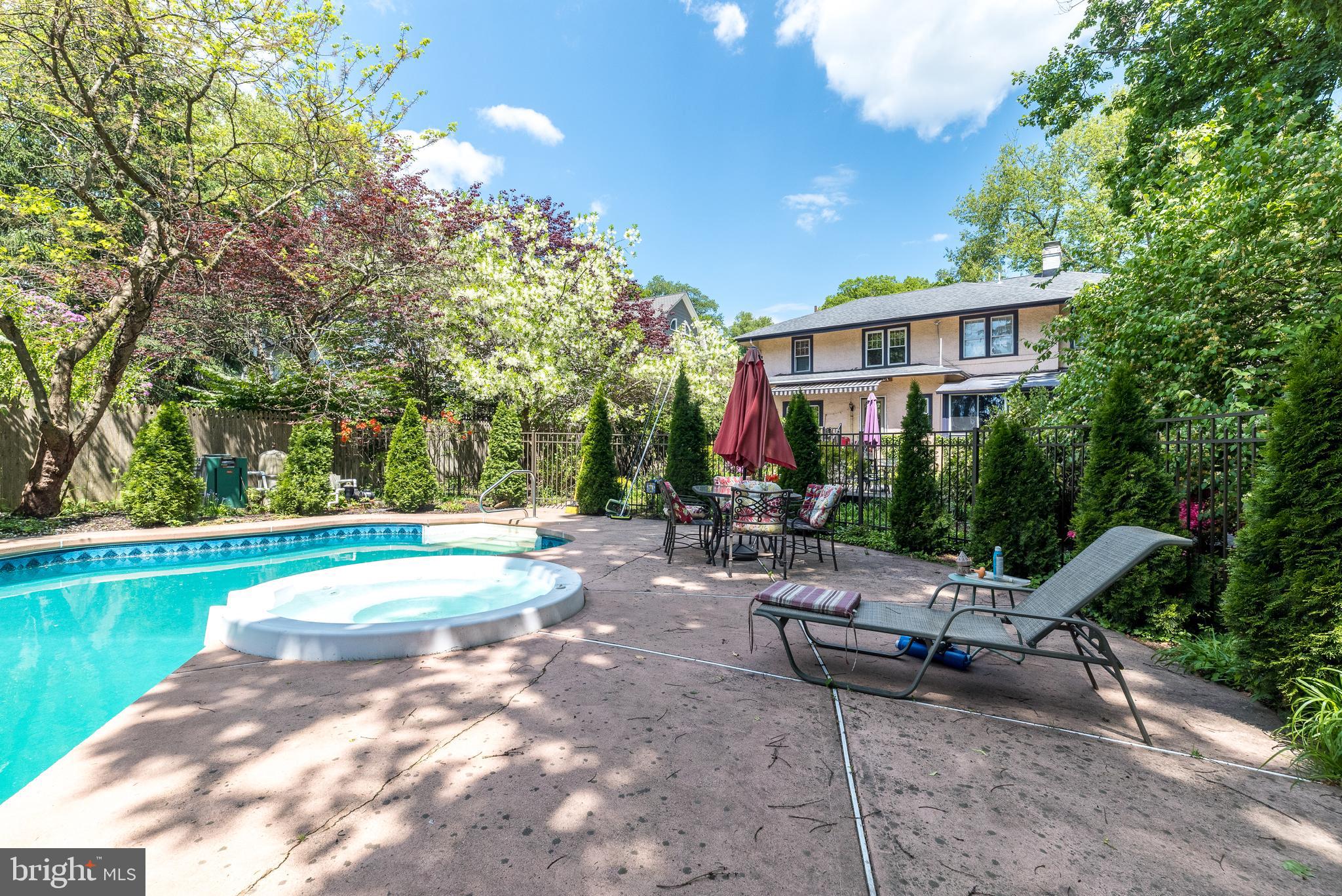 825 HIGHLAND AVENUE