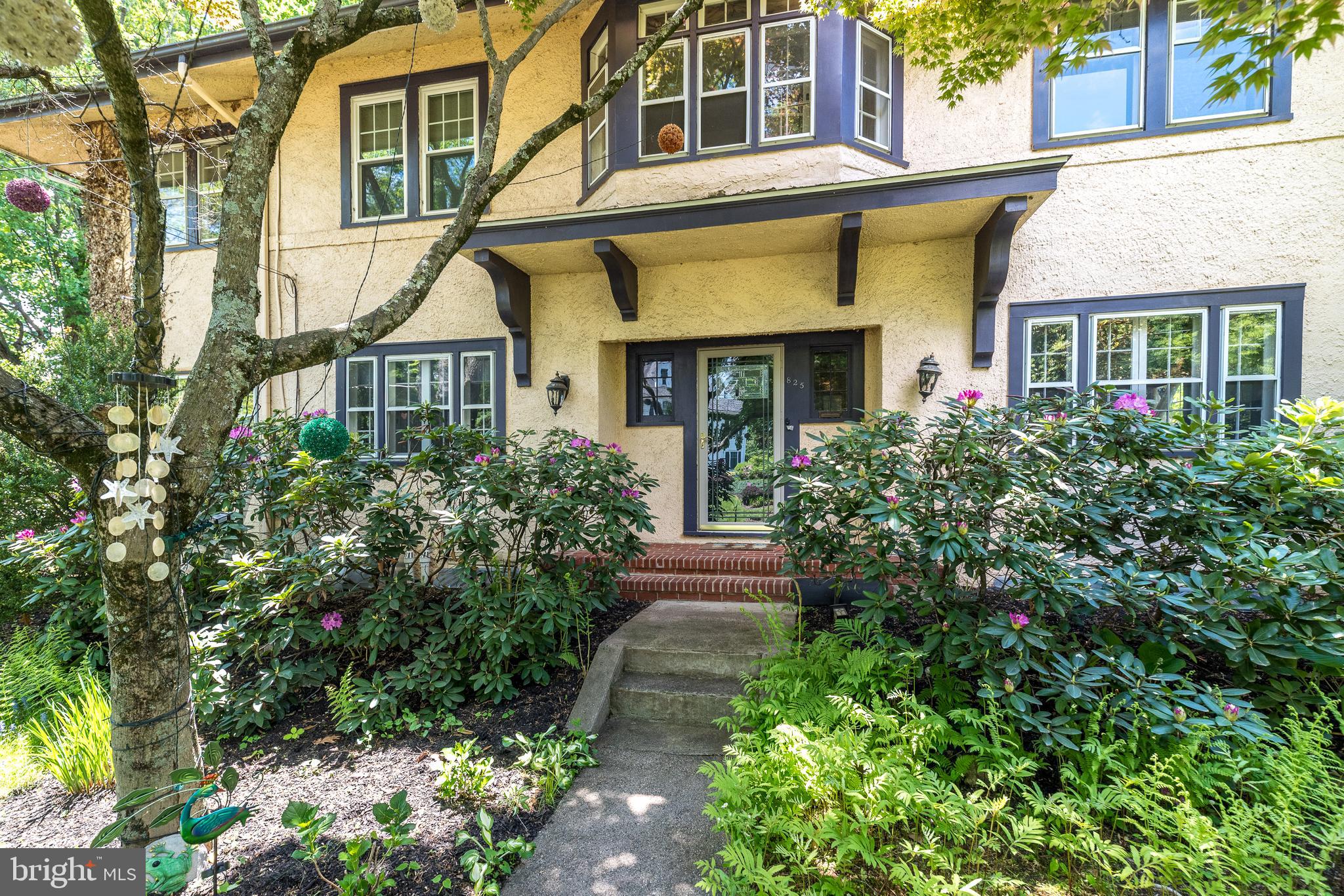 825 HIGHLAND AVENUE