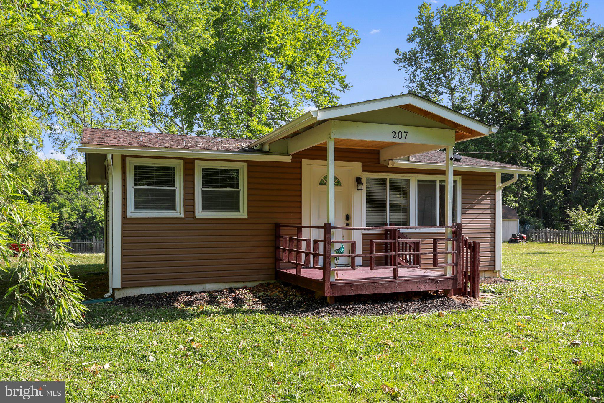 SHEN SHORES - Residential