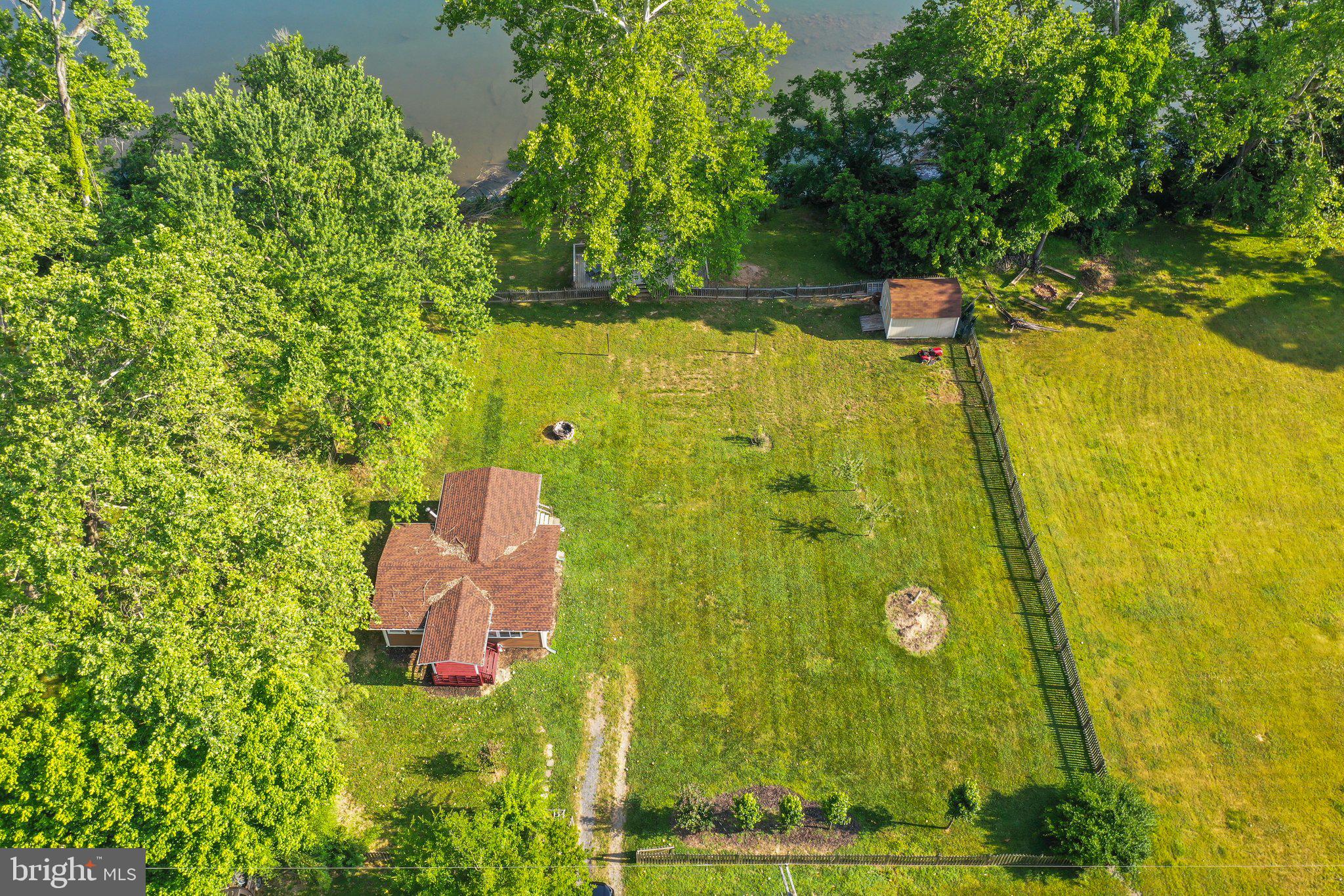 SHEN SHORES - Residential