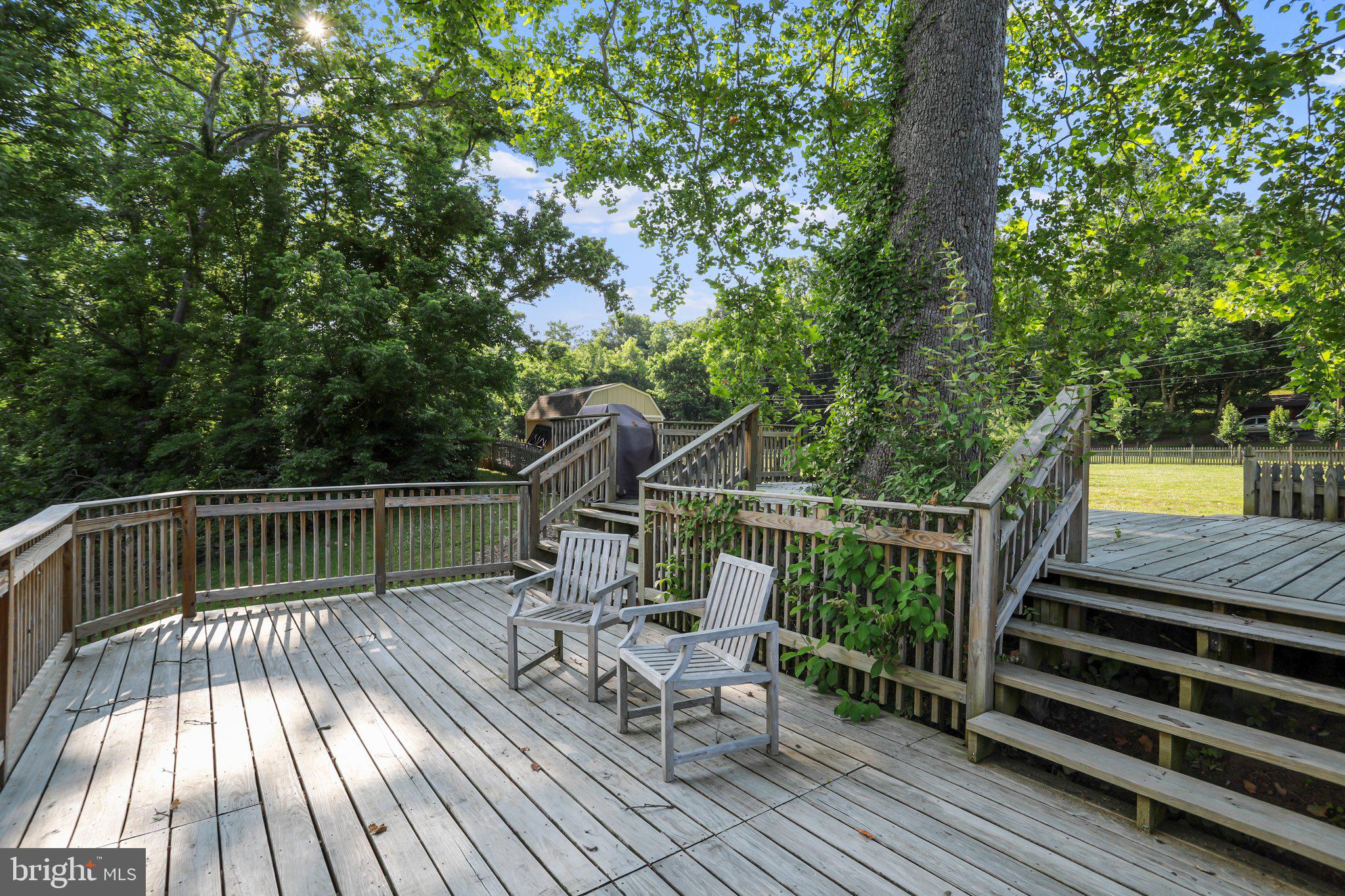 SHEN SHORES - Residential