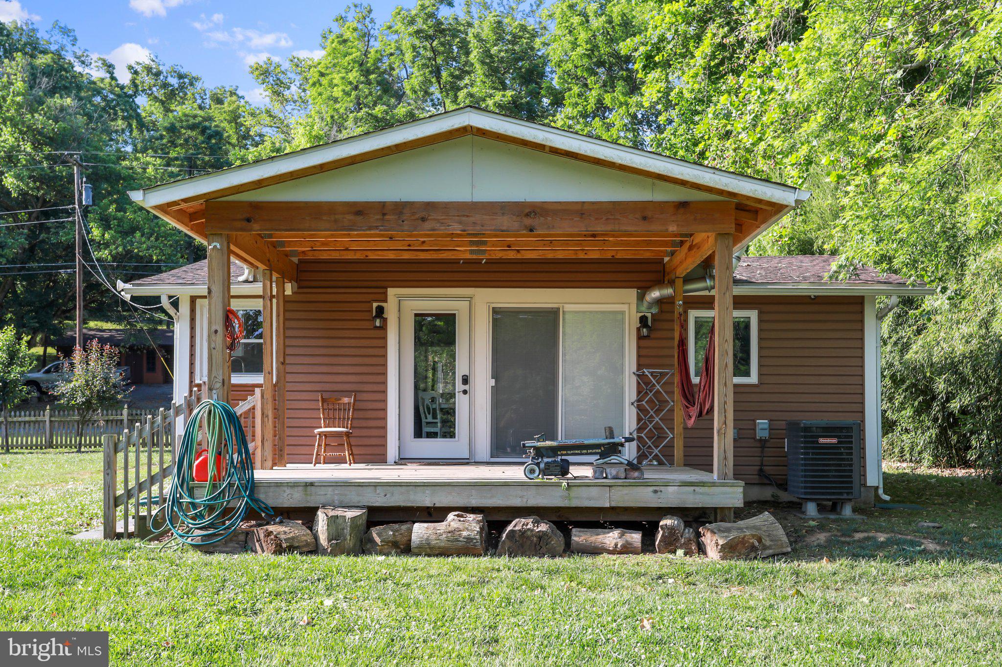 SHEN SHORES - Residential