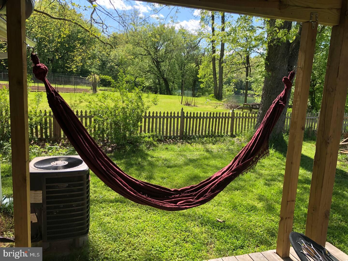 SHEN SHORES - Residential