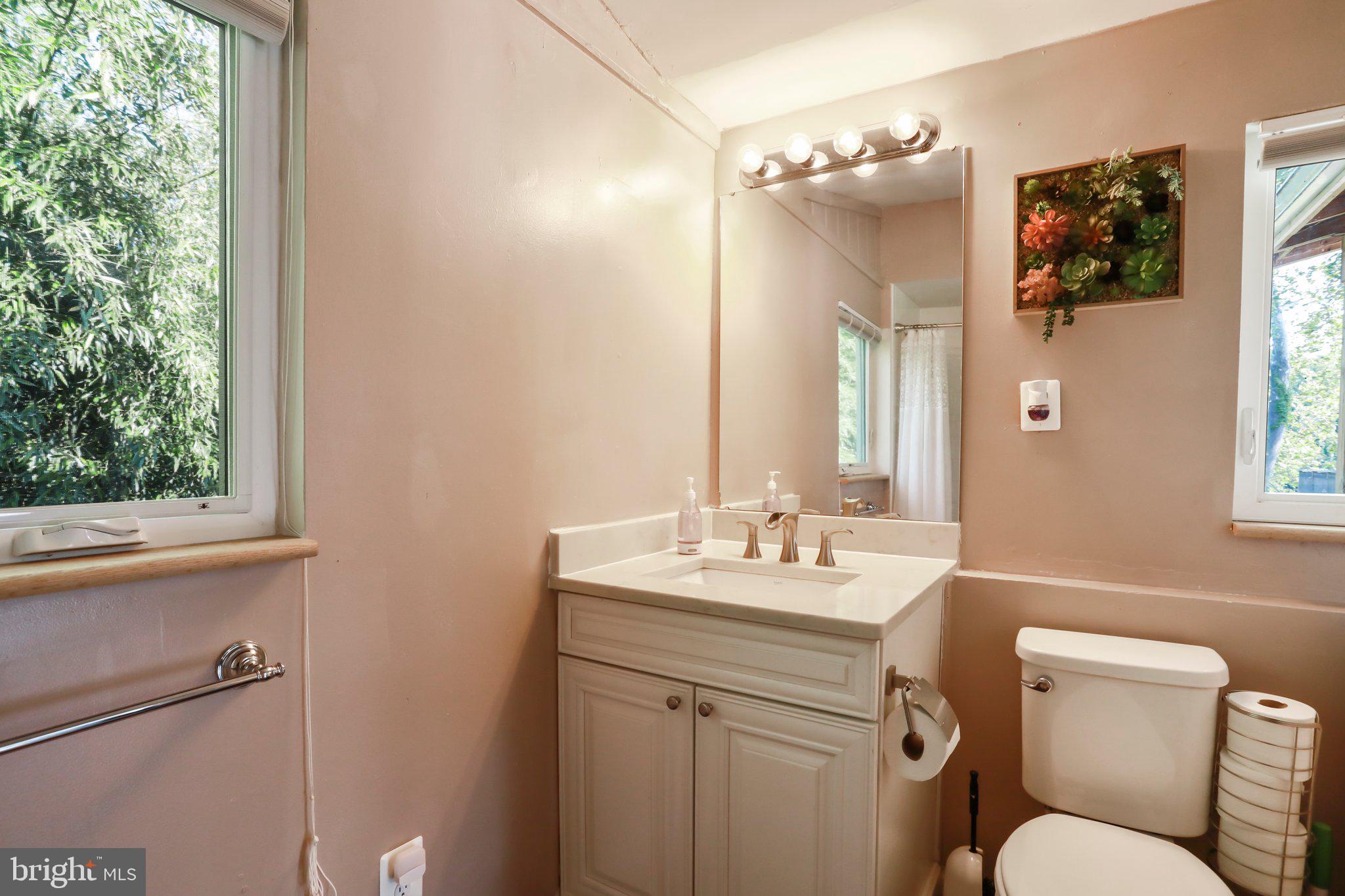 SHEN SHORES - Residential