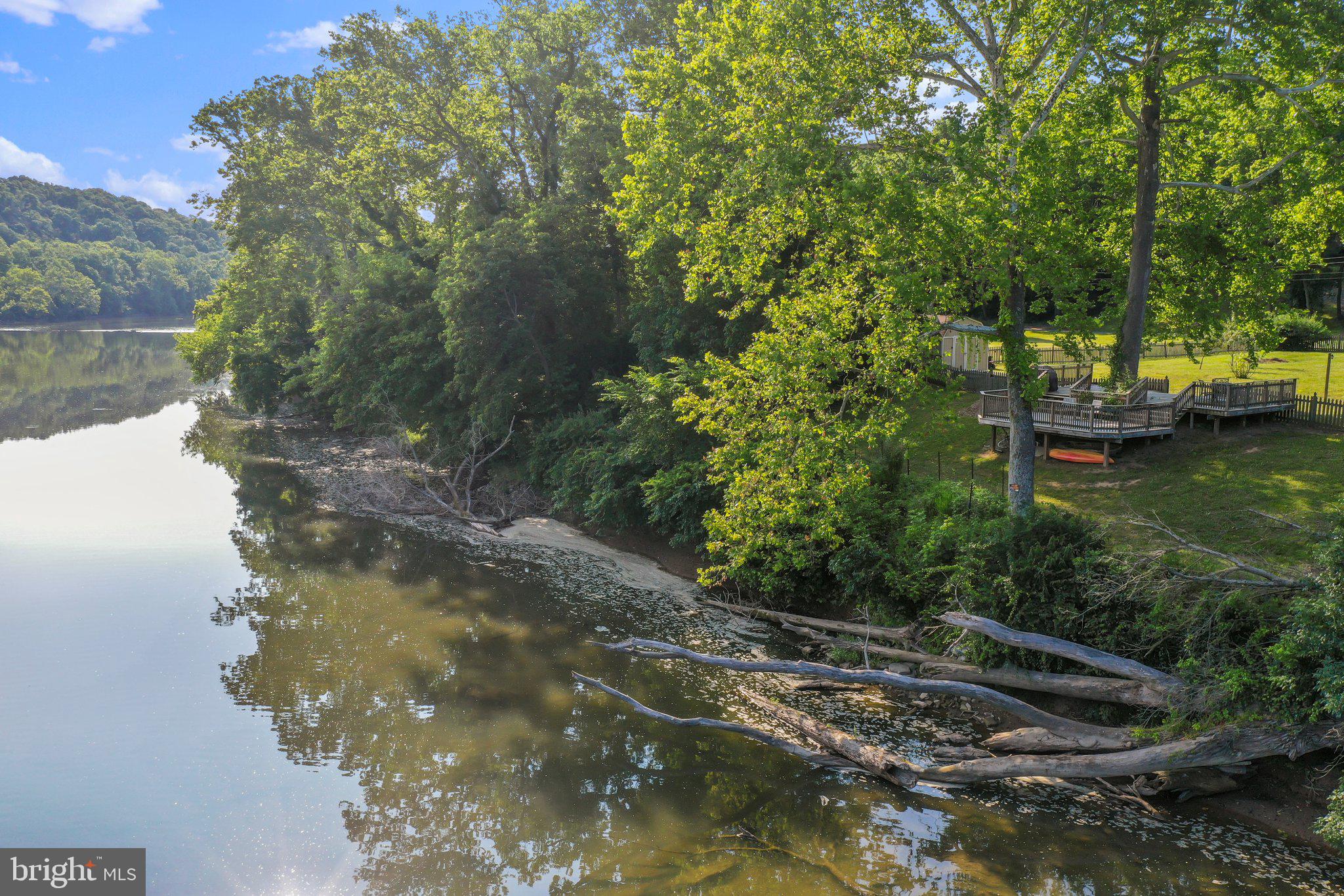 SHEN SHORES - Residential