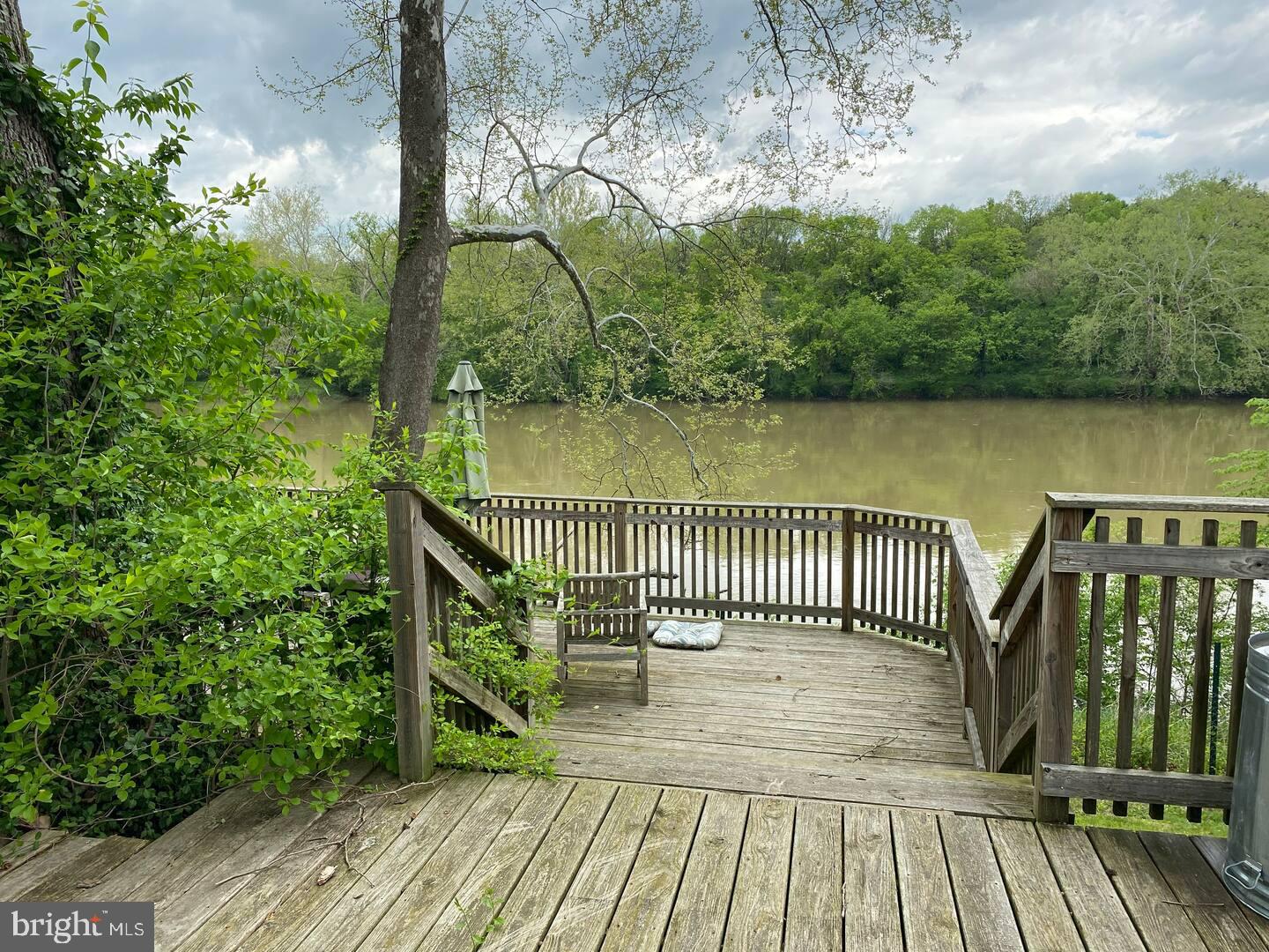 SHEN SHORES - Residential