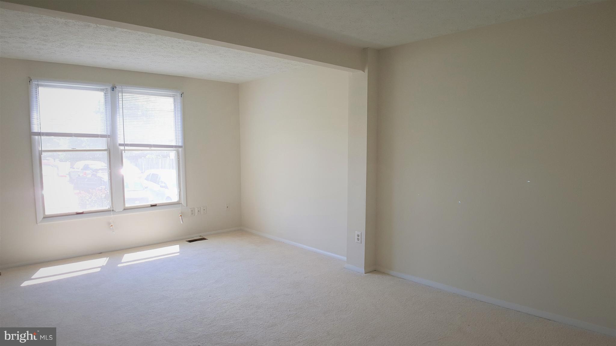 FOXFIELD - Residential Lease