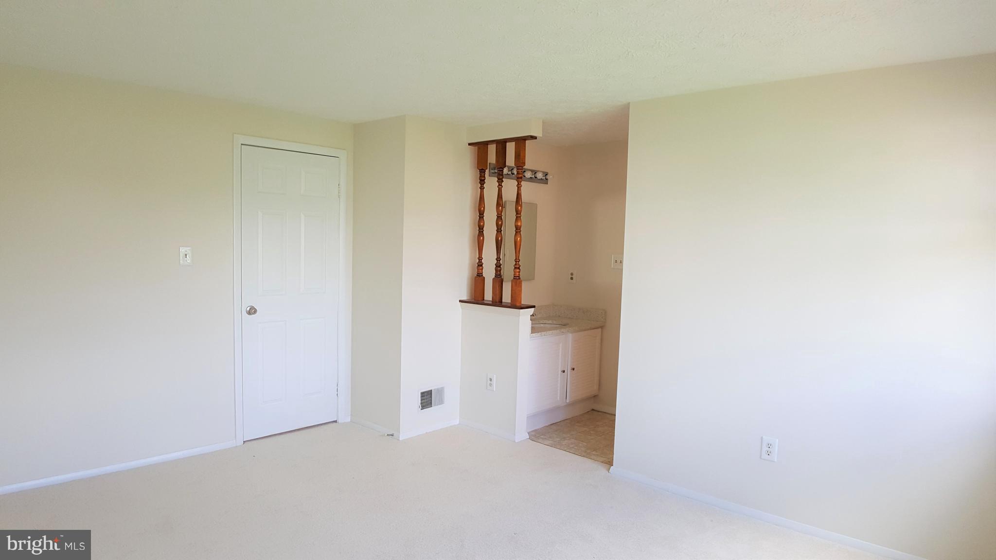 FOXFIELD - Residential Lease