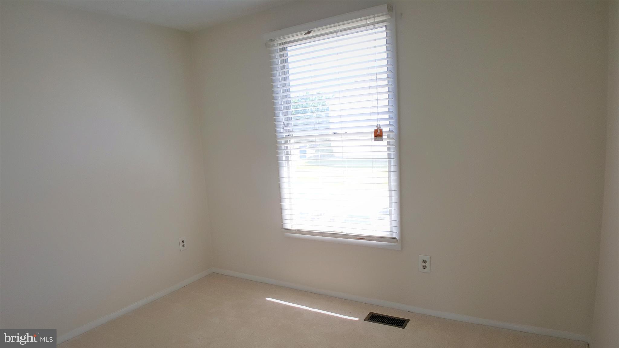 FOXFIELD - Residential Lease