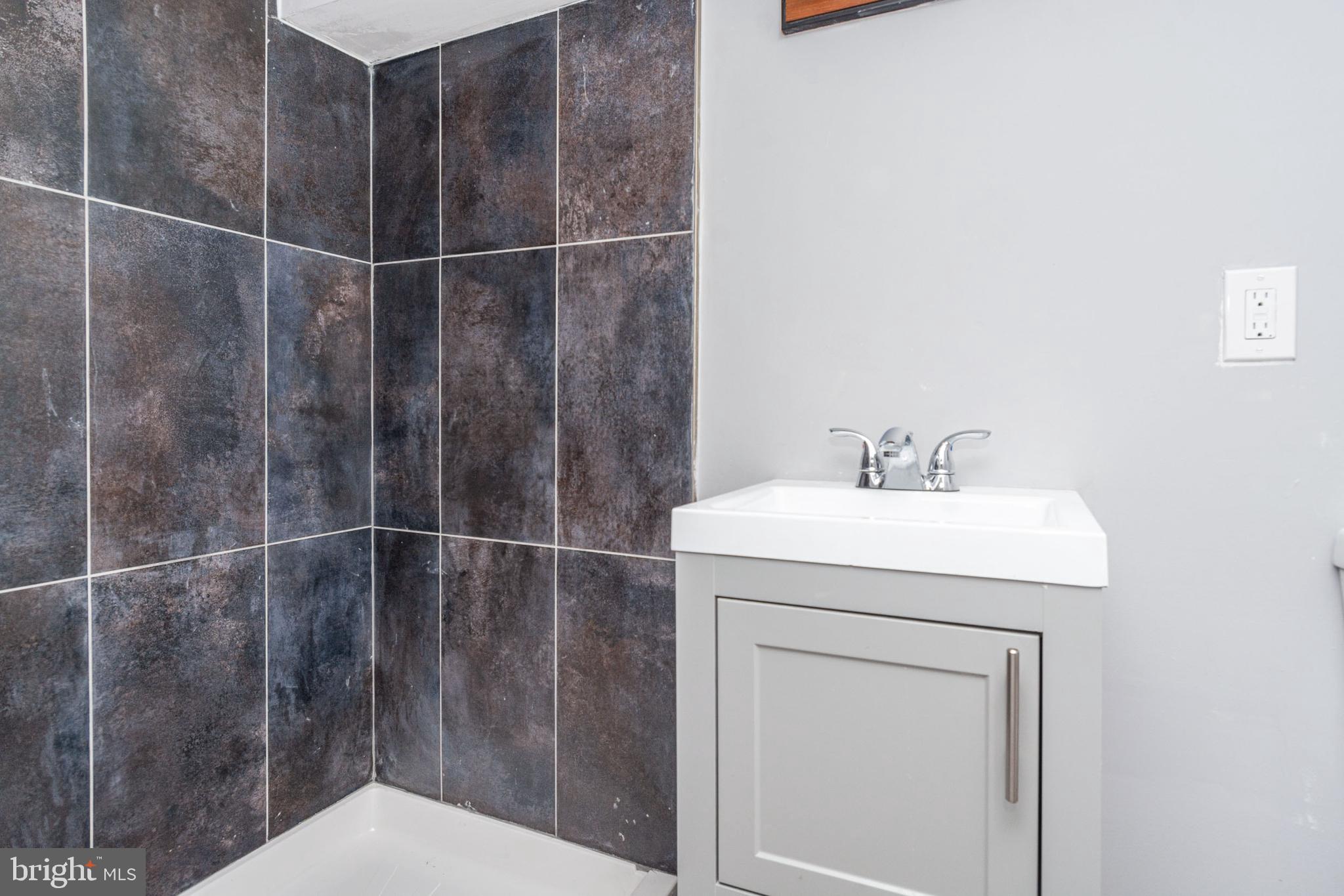 ARLINGTON - Residential