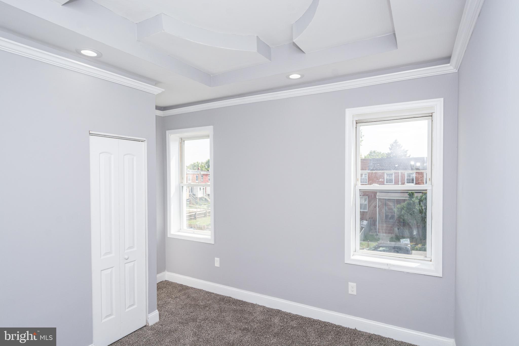 ARLINGTON - Residential