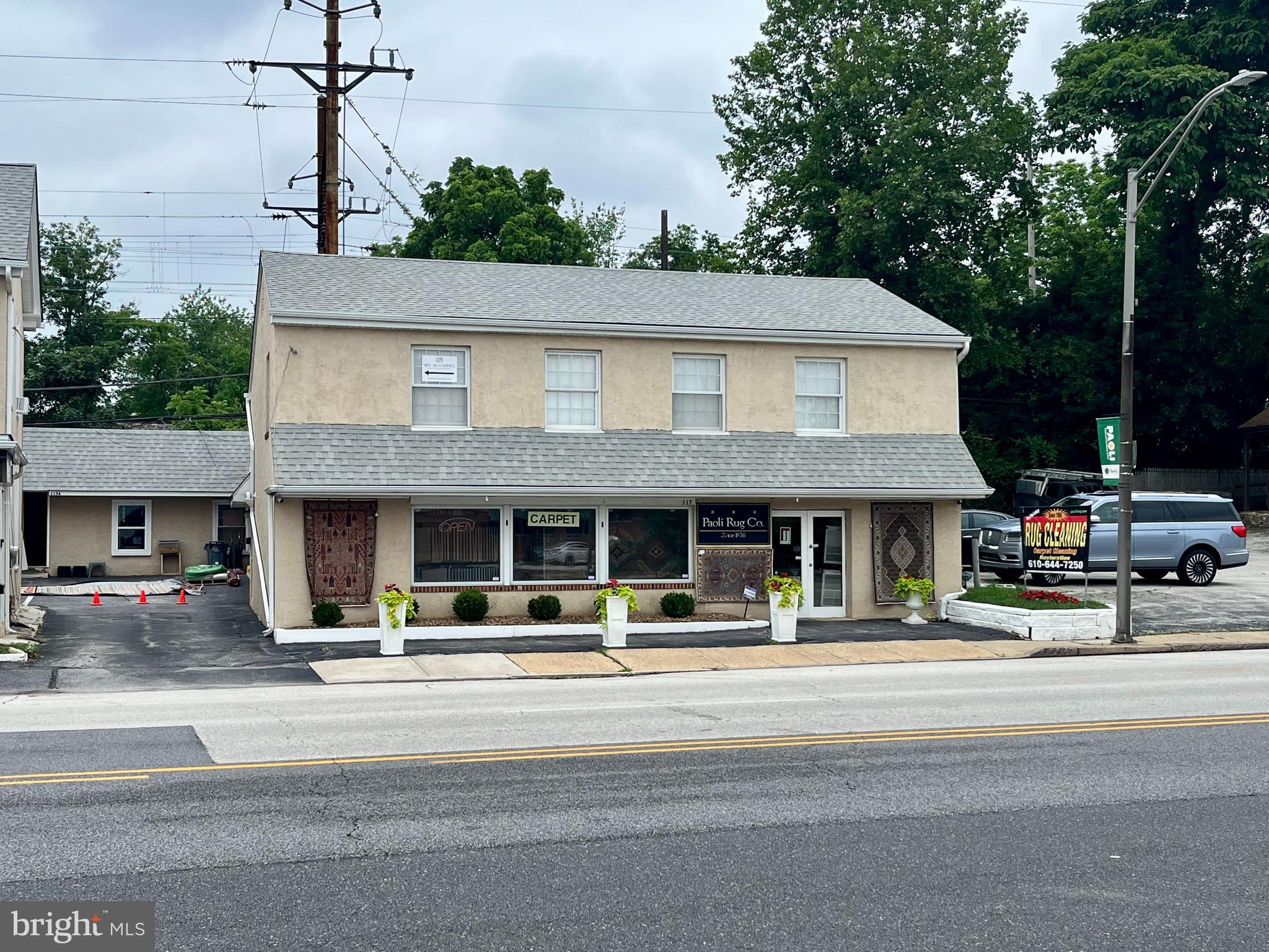 Excellent Commercial Lease opportunity in Paoli, This space is on the 2nd floor of the 117 Lancaster Avenue Building. The space available is approx. 1,000 Square Feet of Office/Retail Space. The space would make a perfect home for a variety of different businesses and services. If you have any questions you can always call us at the office and we will be more than happy to assist you.