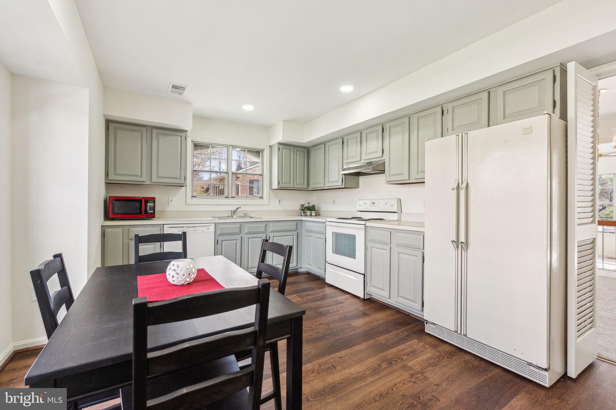 GEORGIAN COLONIES - Residential