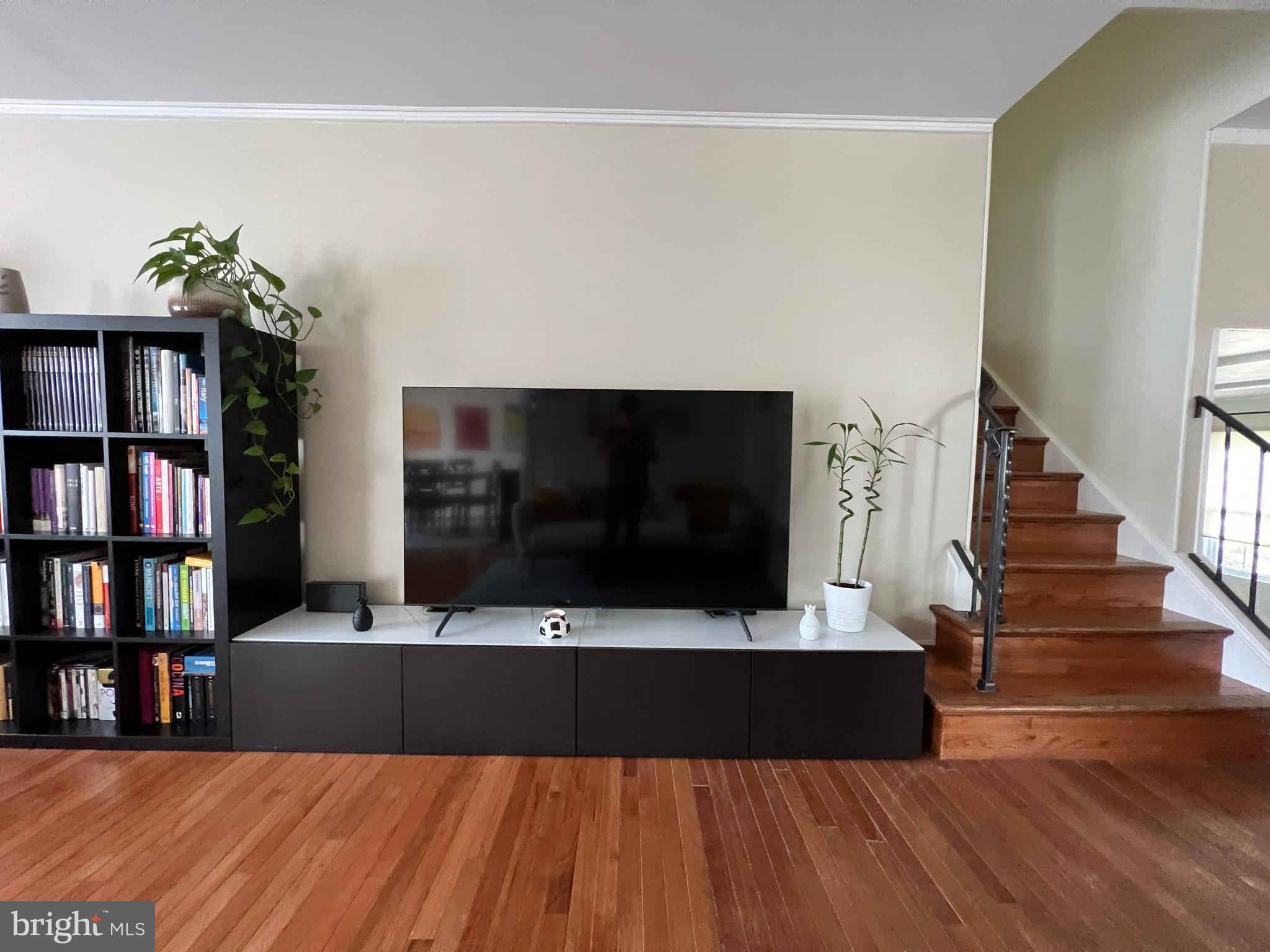 TIMOTHY PARK - Residential