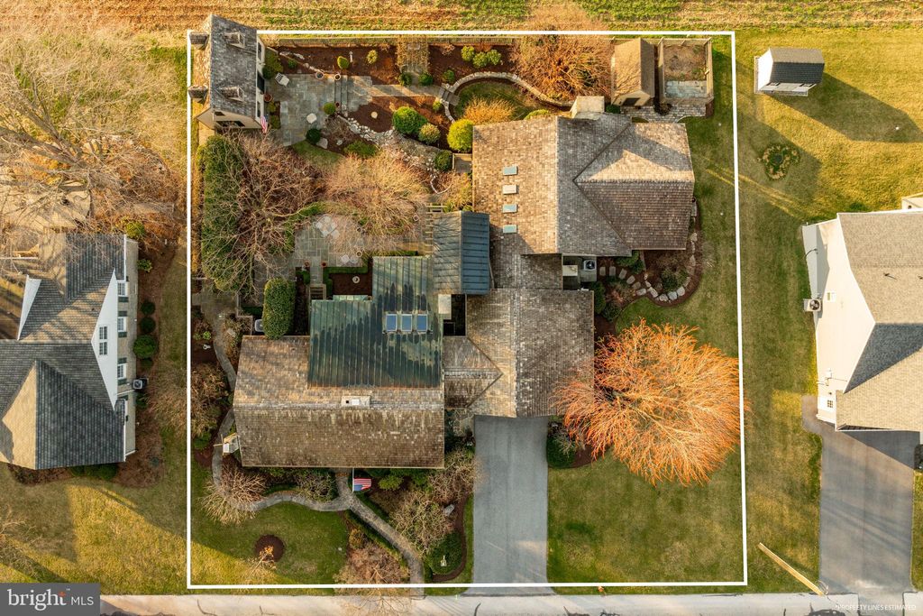 Photo of 108 W Hillcrest Avenue, STRASBURG, PA 17579 (MLS # PALA2066186)