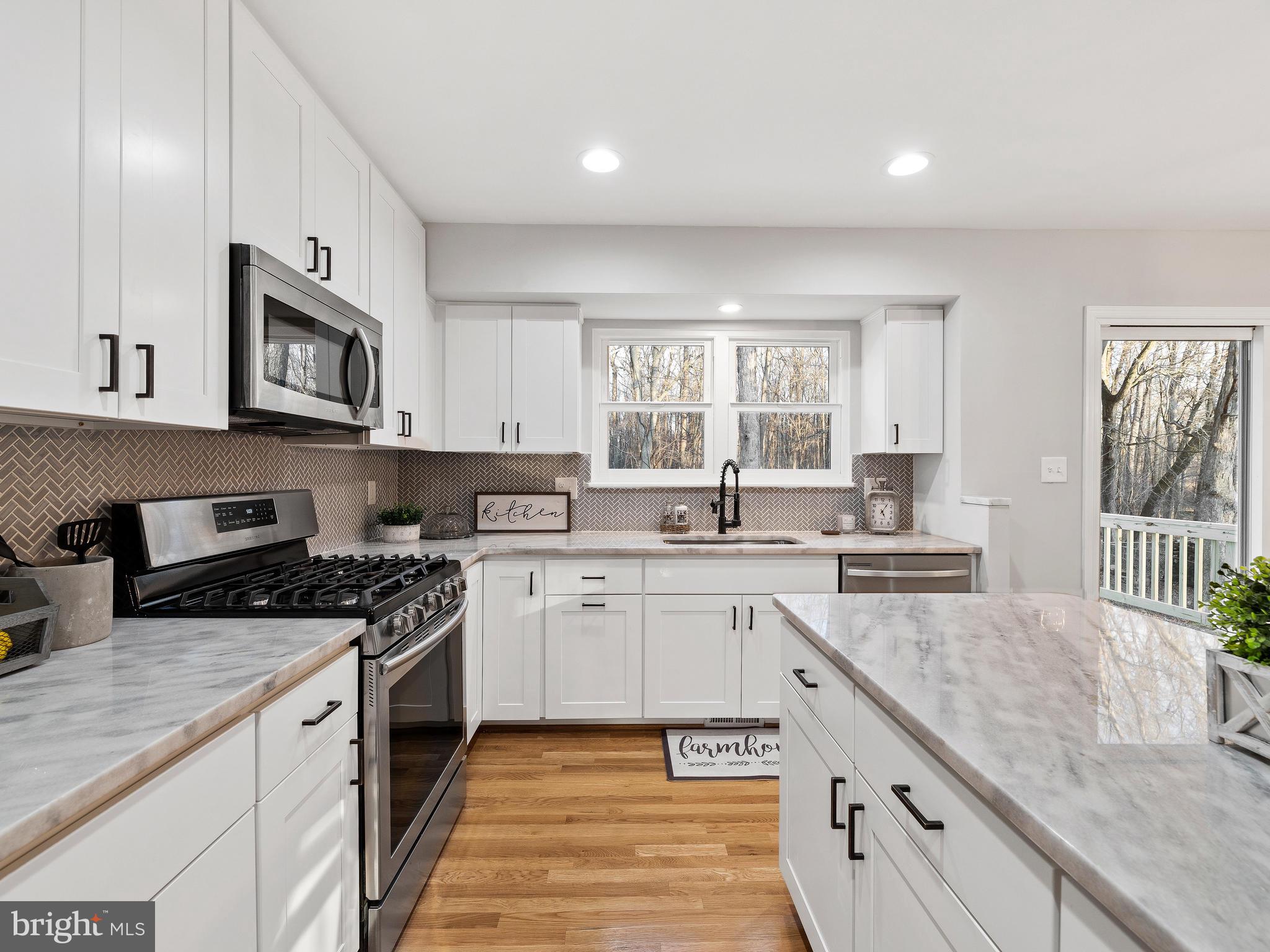 VALLEY MEDE - Residential