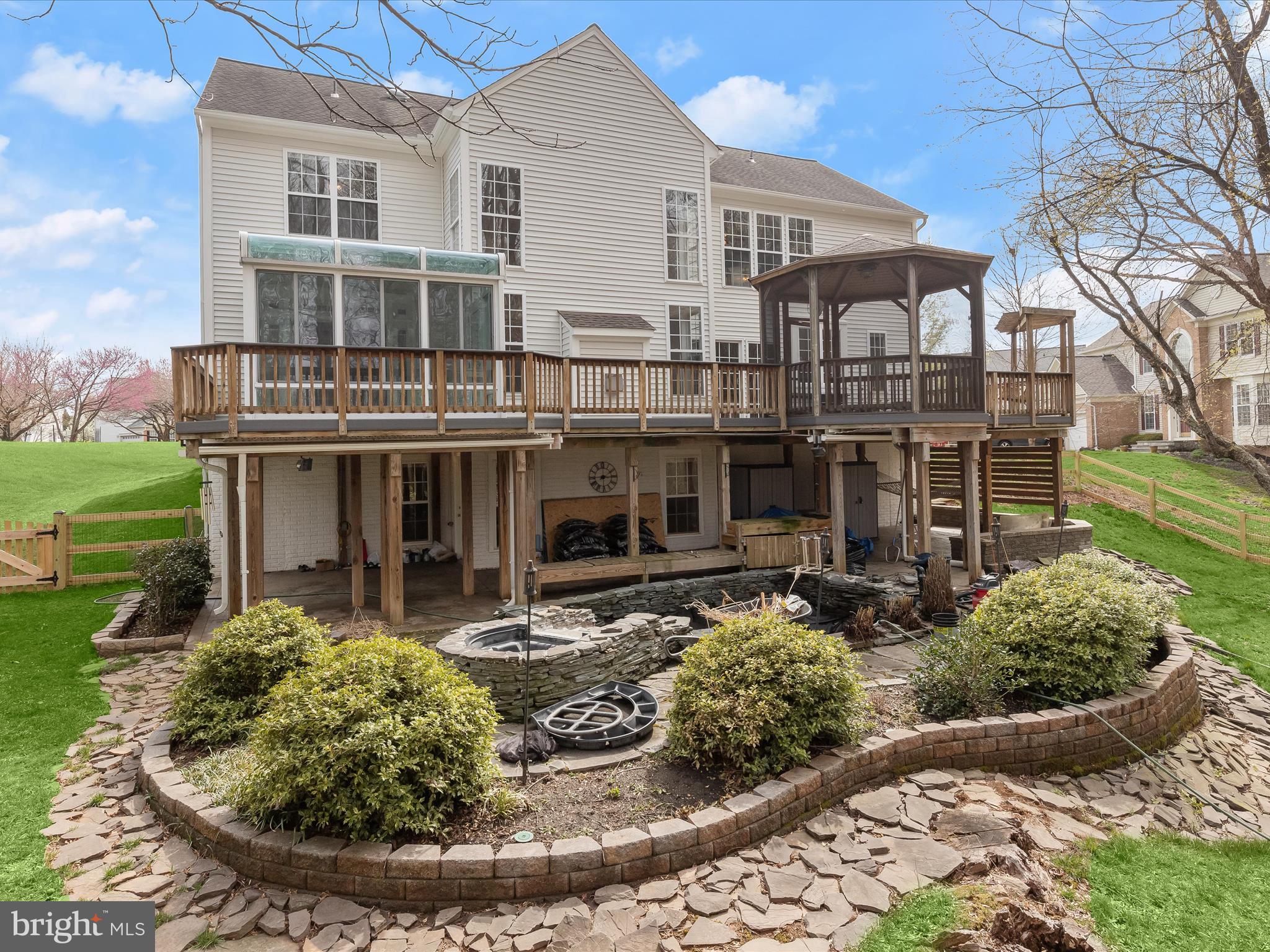 CLARKS GLEN - Residential