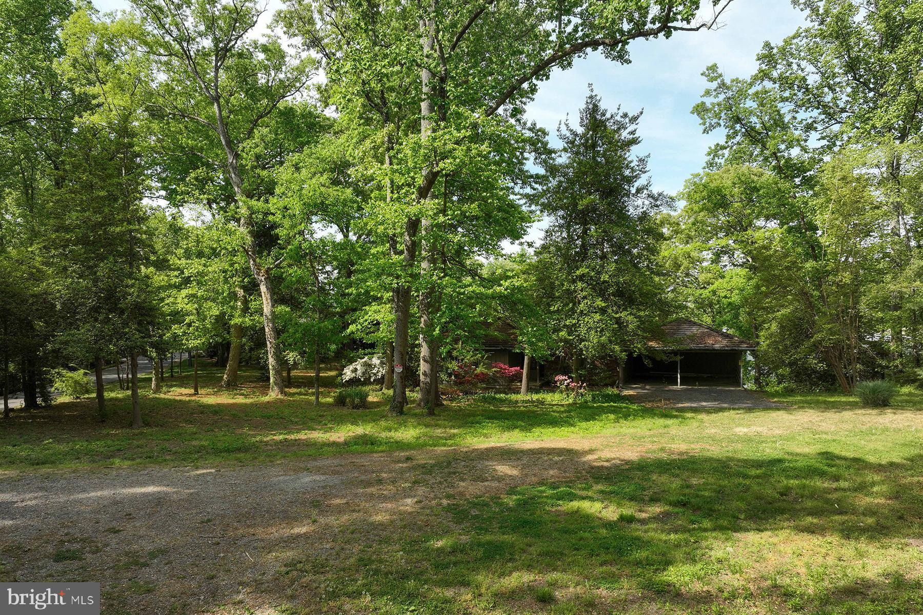 BYWATER ESTATES - Land