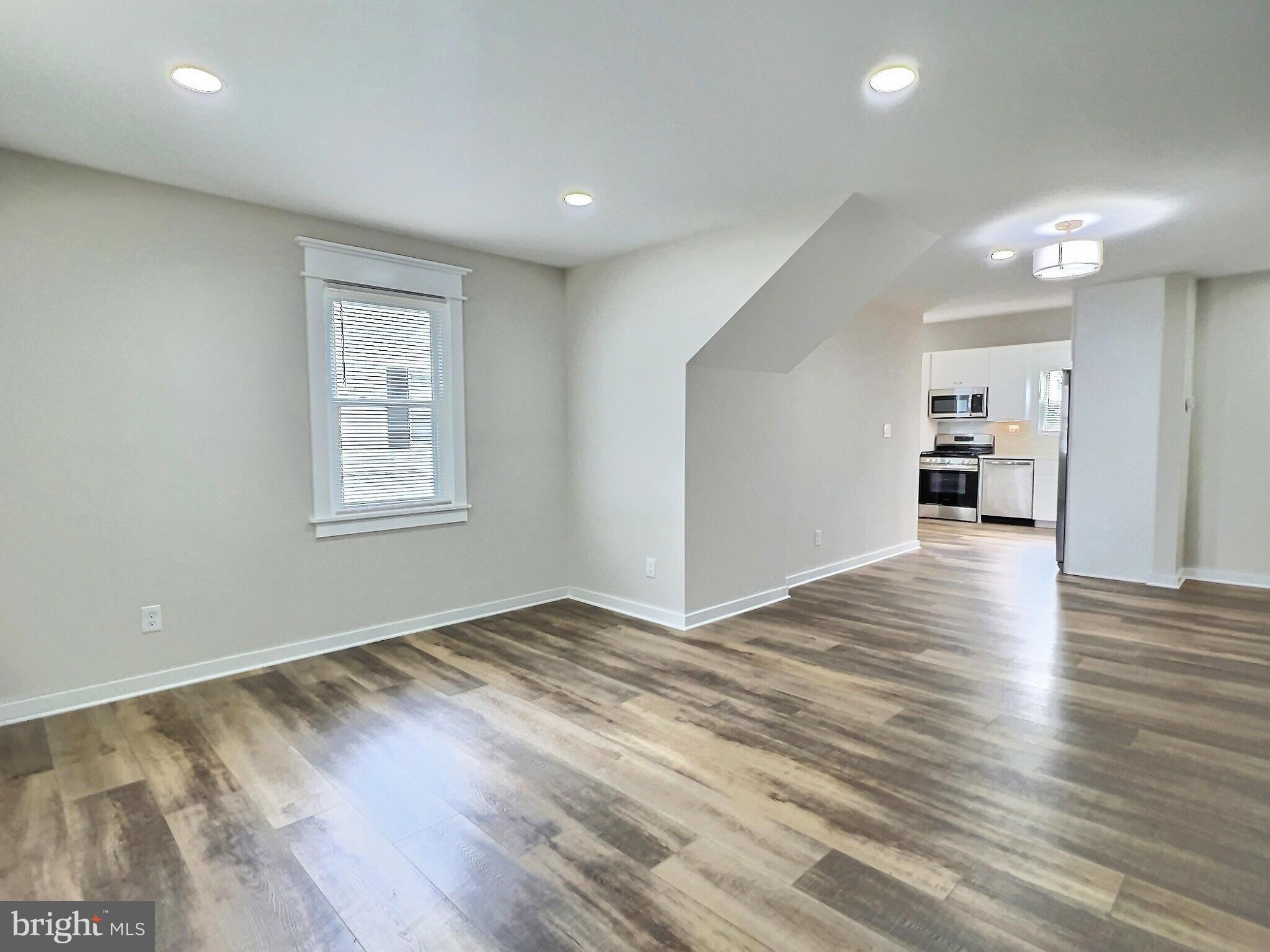 GRAY MANOR - Residential