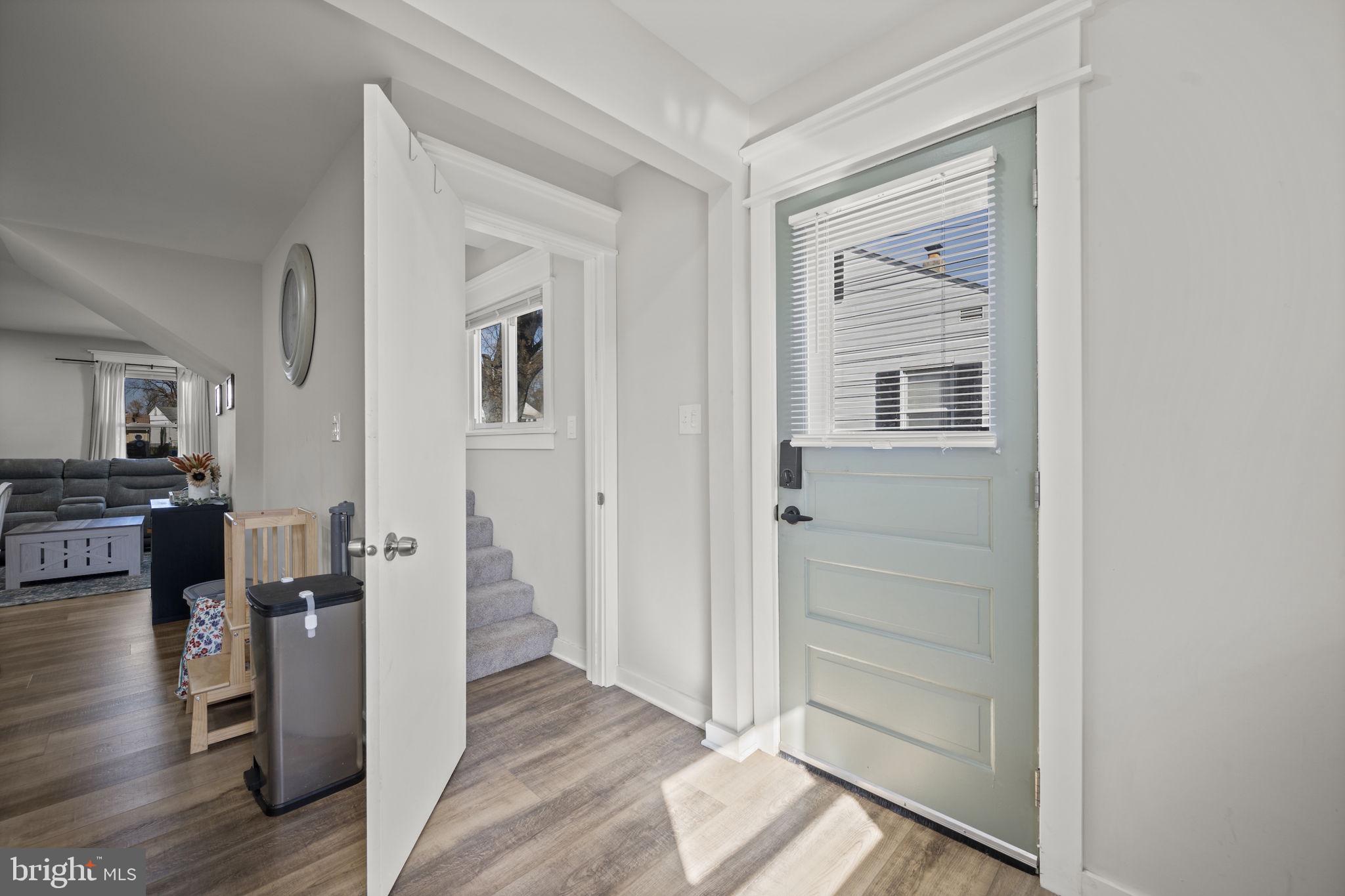 GRAY MANOR - Residential