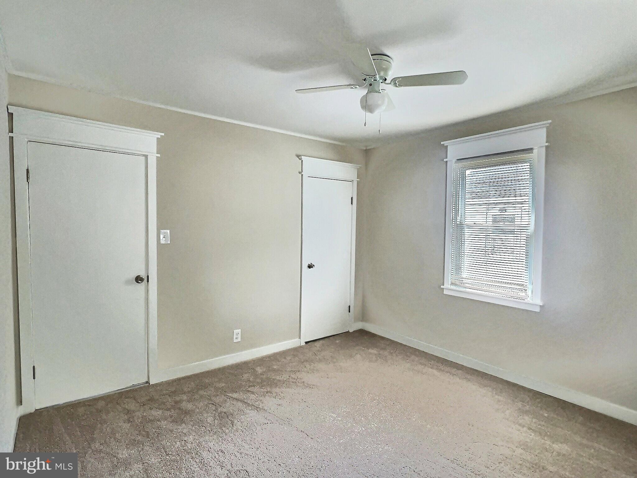 GRAY MANOR - Residential