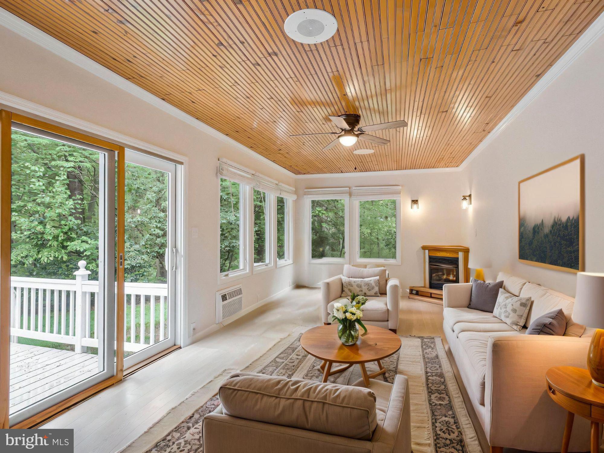 HALL'S HILLS - Residential