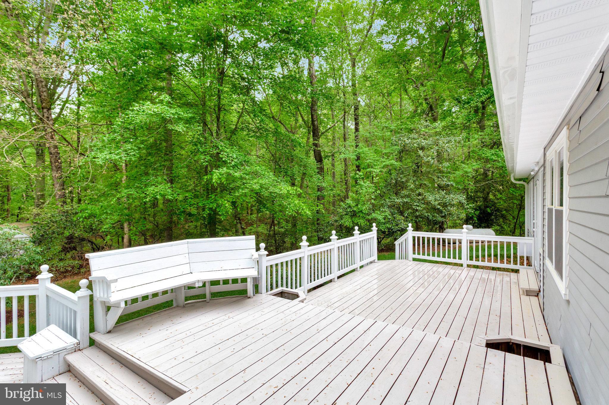 HALL'S HILLS - Residential