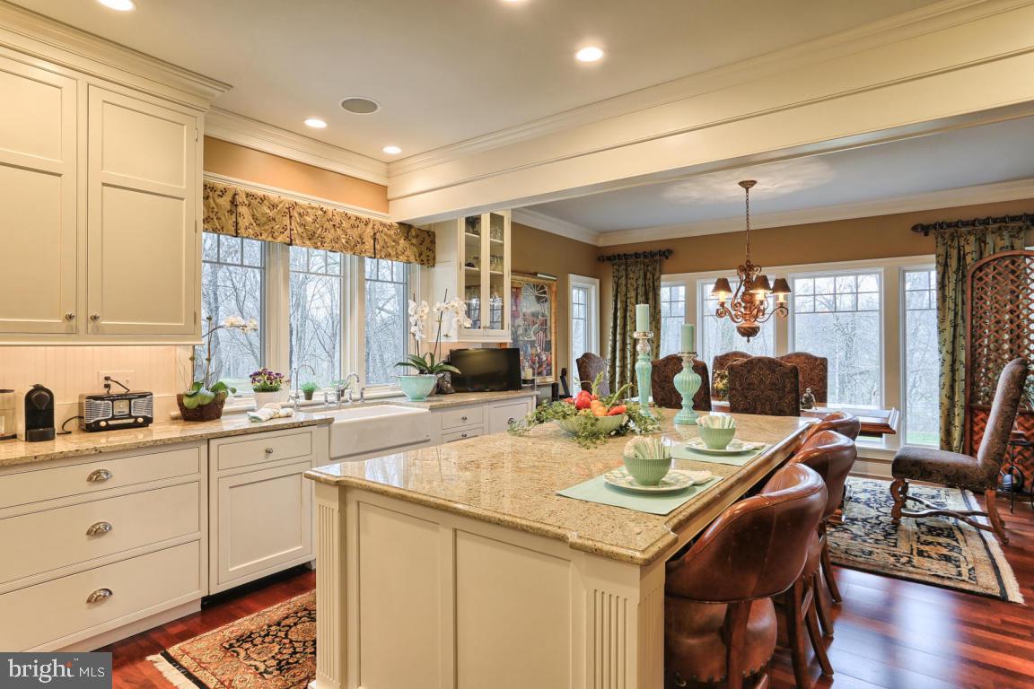 ESHELMAN ROAD - Residential