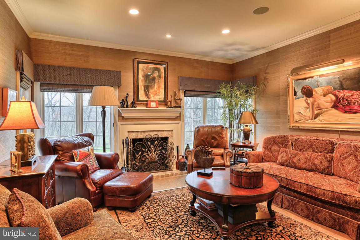 ESHELMAN ROAD - Residential