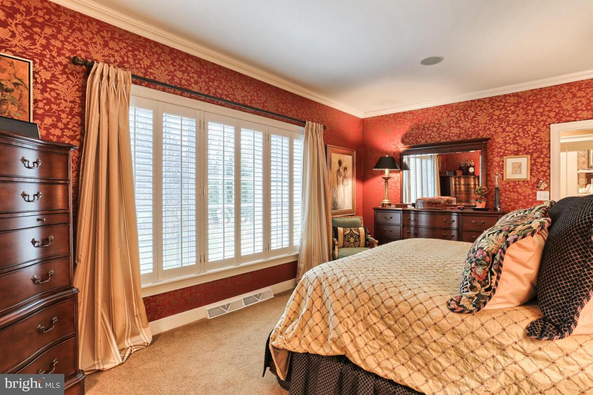 ESHELMAN ROAD - Residential