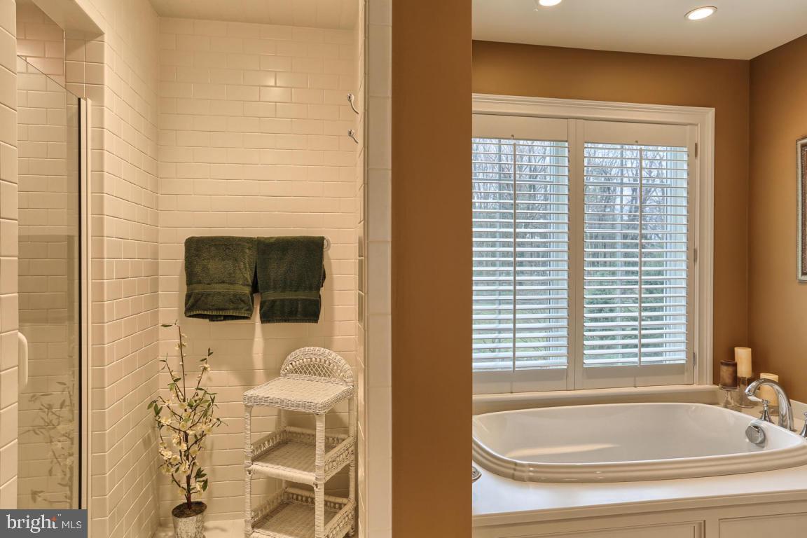 ESHELMAN ROAD - Residential