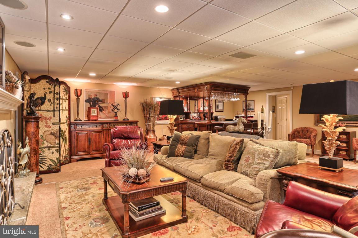 ESHELMAN ROAD - Residential
