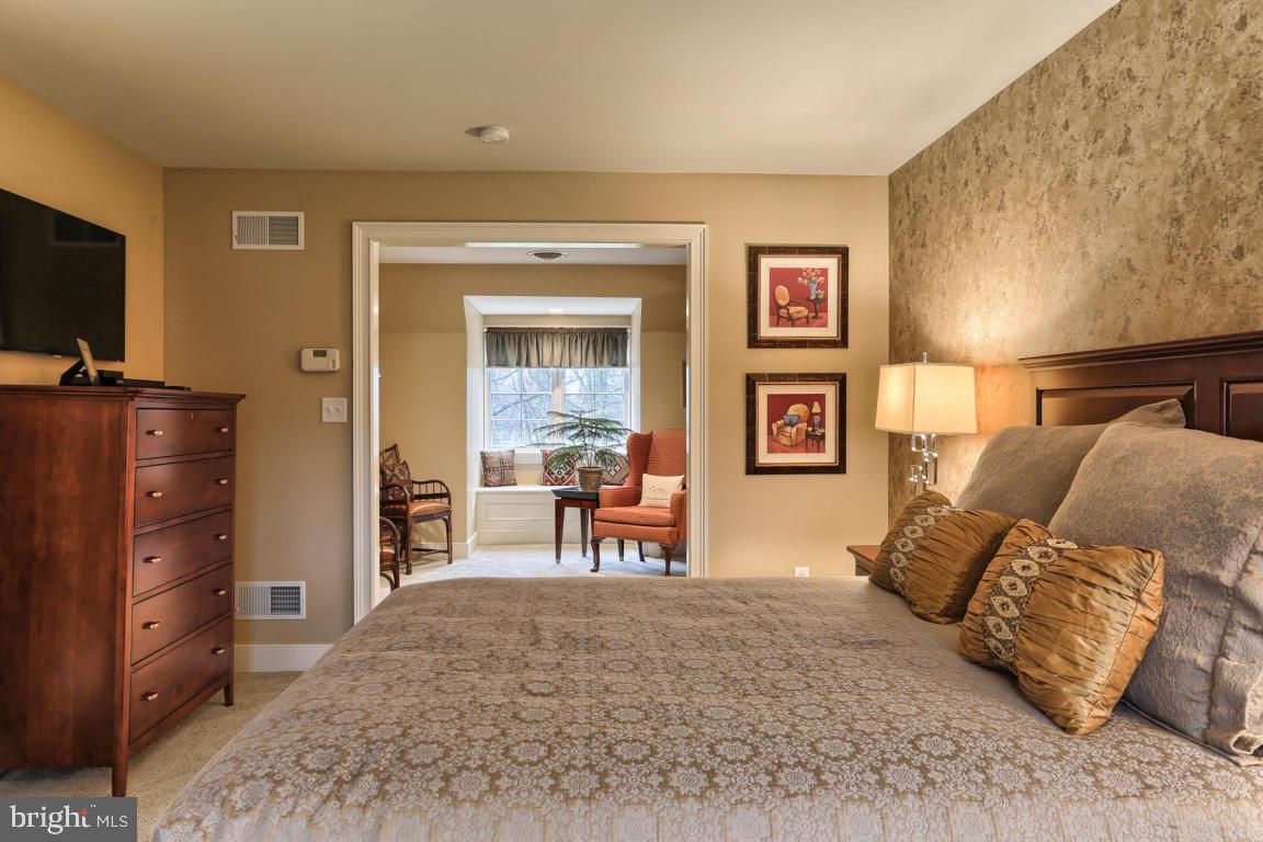 ESHELMAN ROAD - Residential