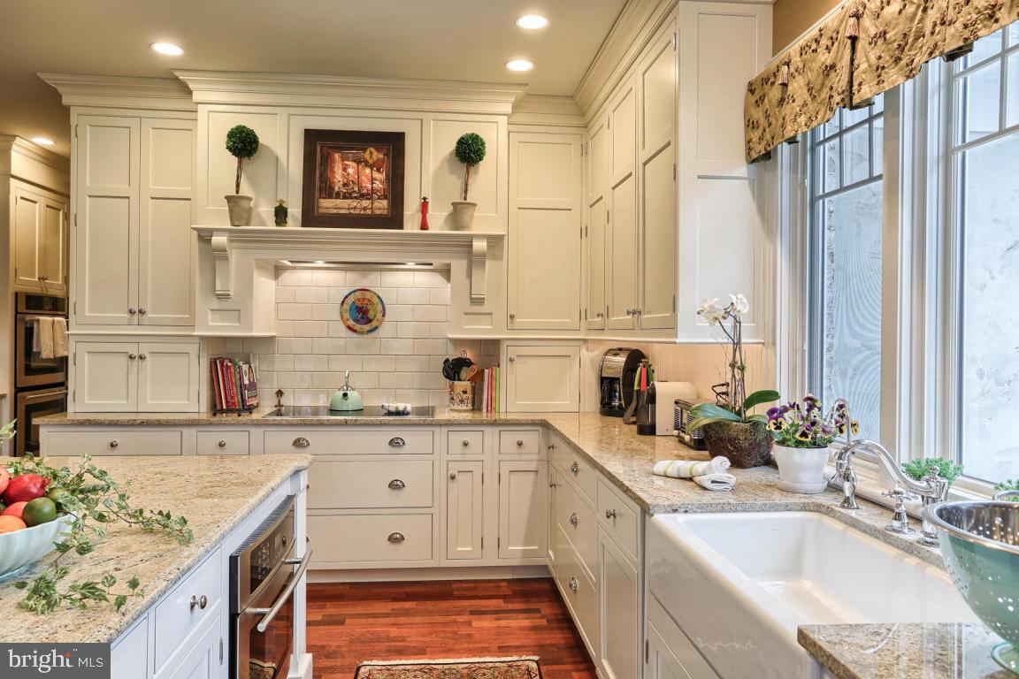 ESHELMAN ROAD - Residential