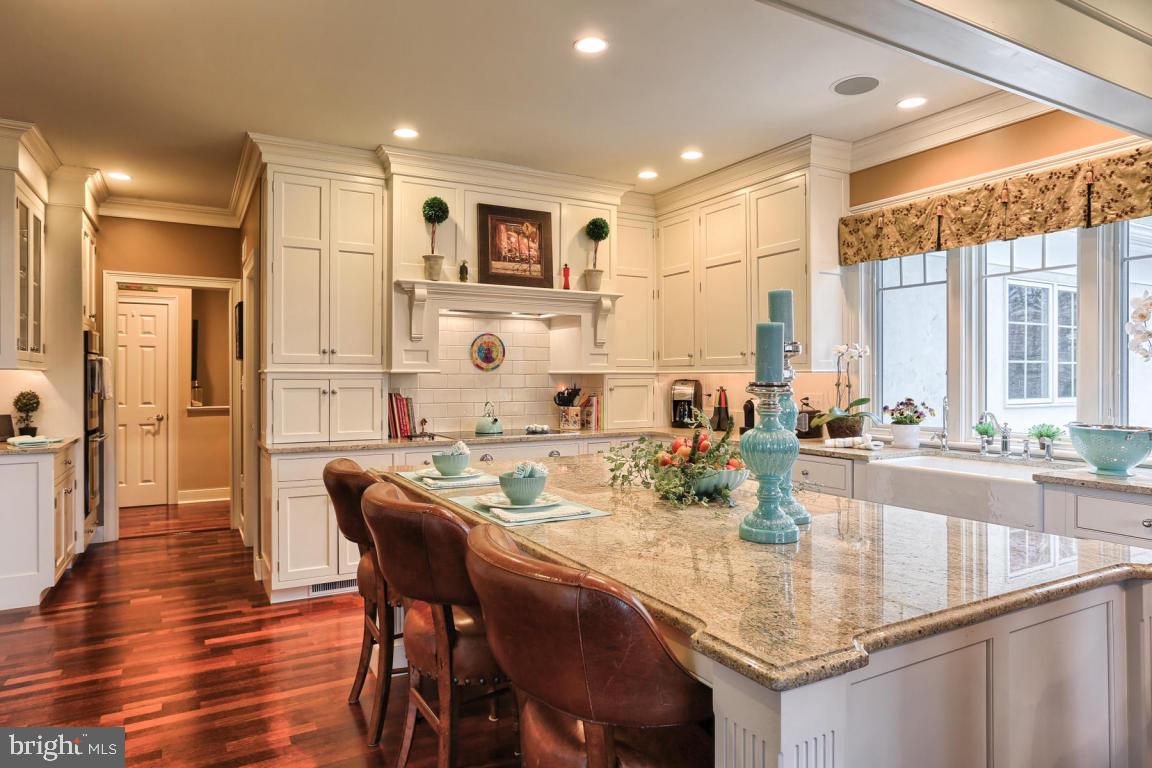 ESHELMAN ROAD - Residential